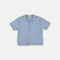 Chemise Pablo Blue - Des chemises et des hauts pour vos enfants fabriqués dans des matériaux de haute qualité. | Stadtlandkind