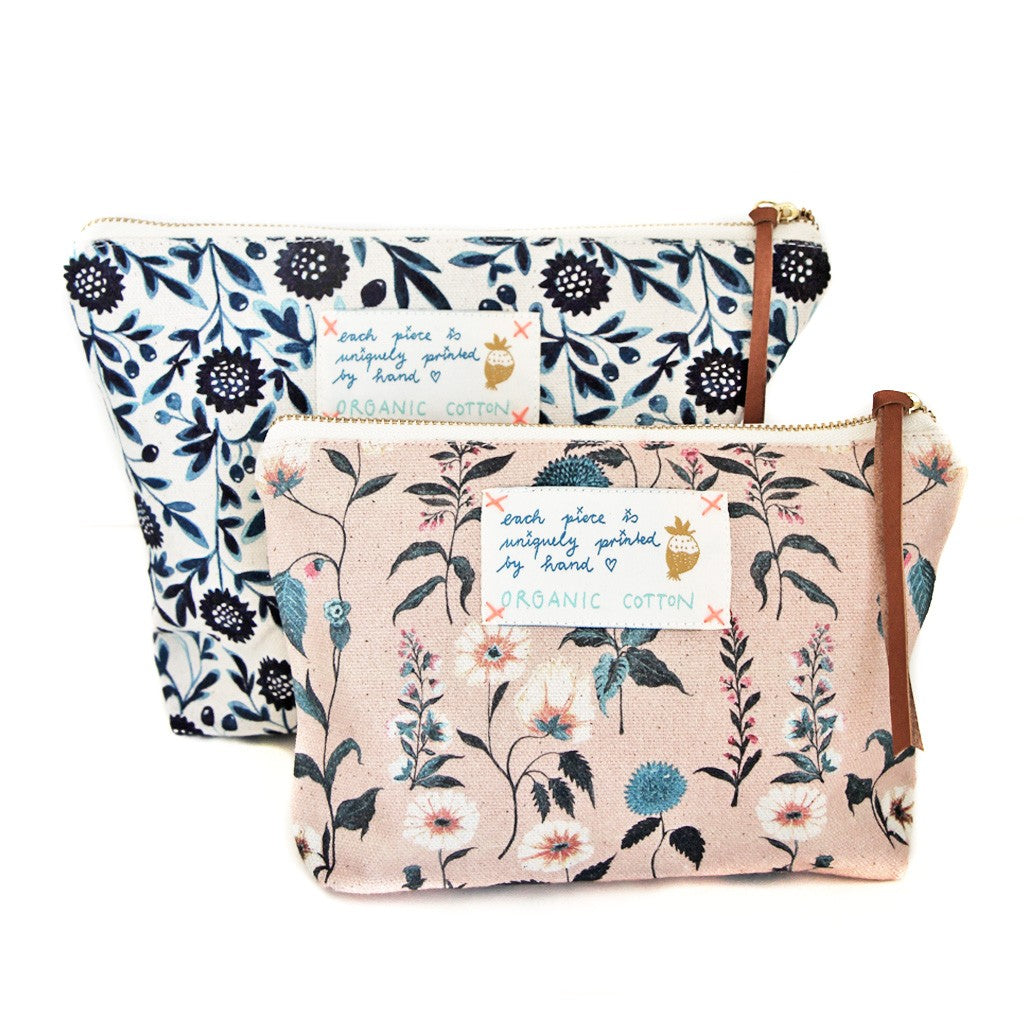 Pouch "My Blue Flowers" Big