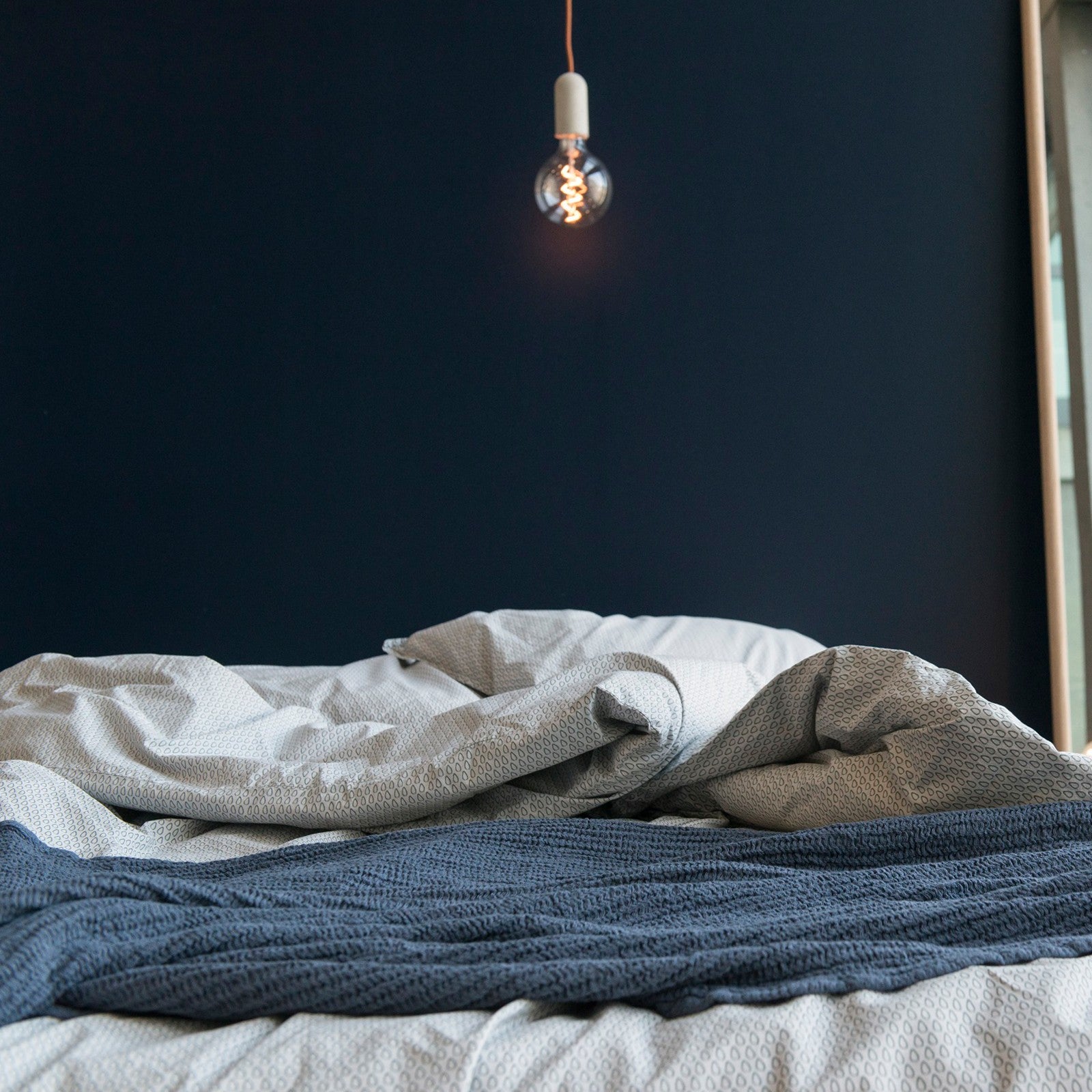 Marta, blanket 130x170 cm indigo