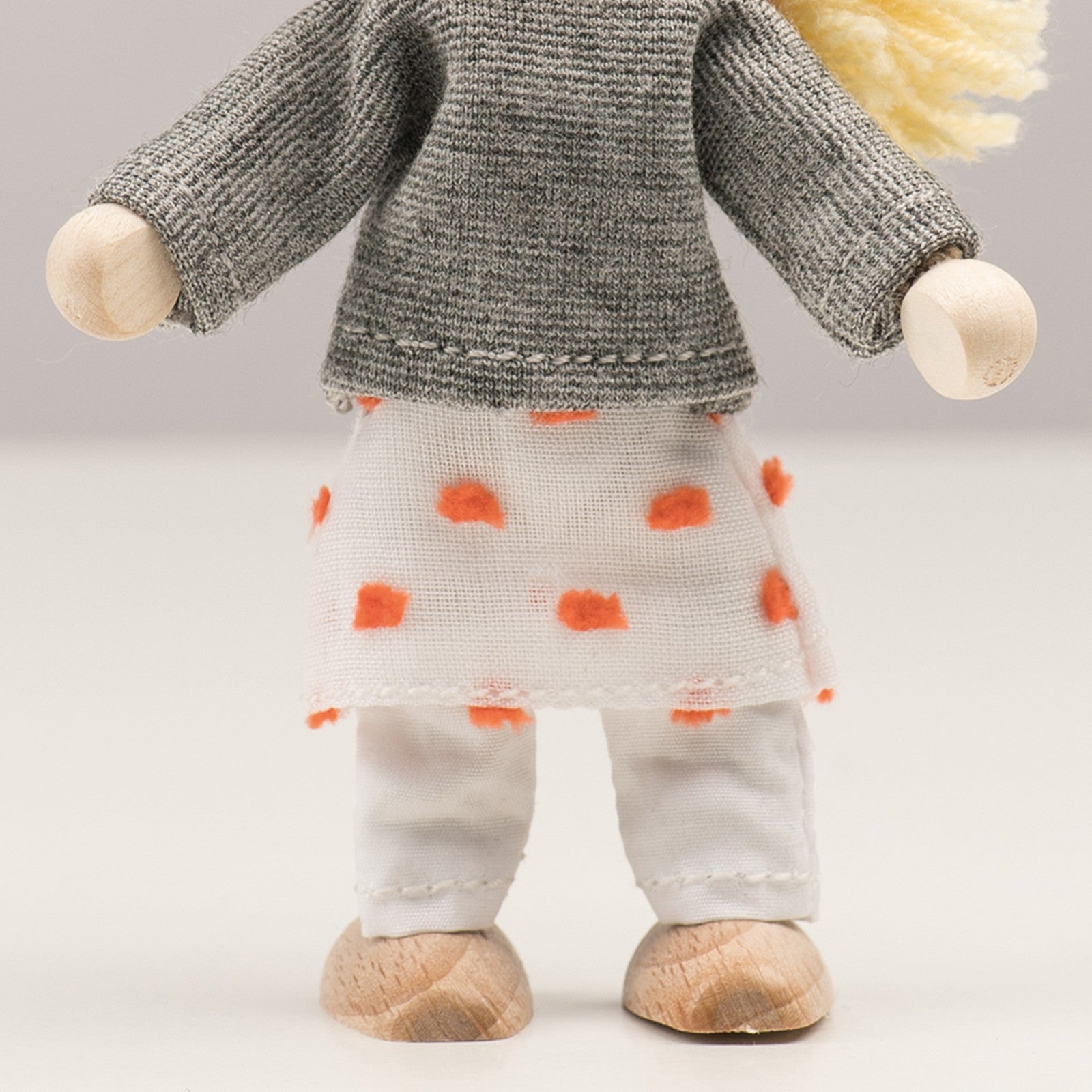 Bending doll Pilgram: Mother Sabine urban