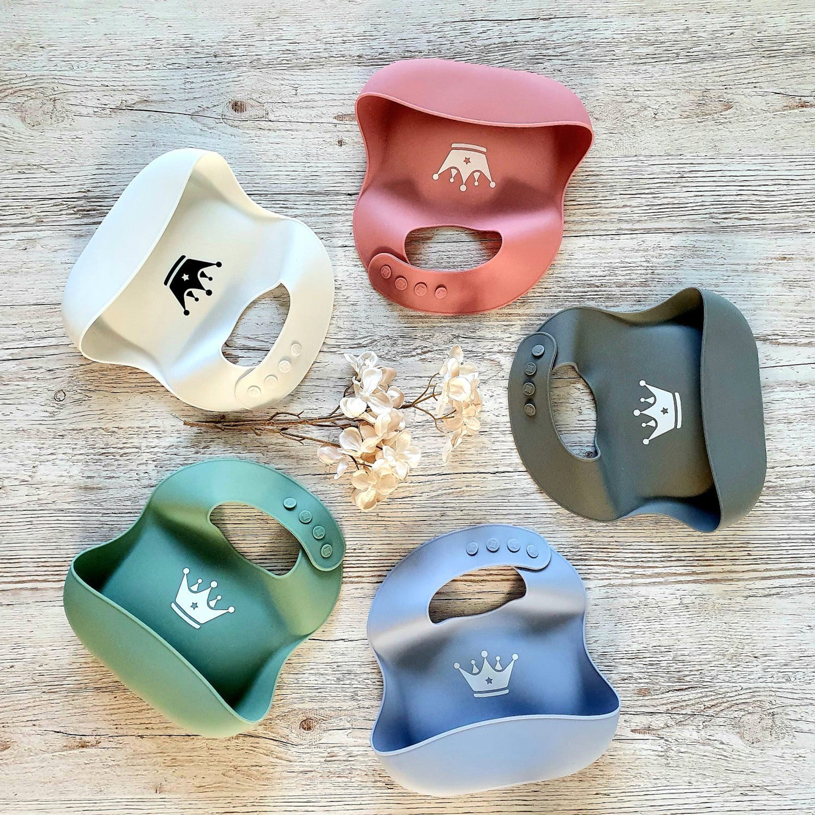 Silicone bib white with drip tray incl. carrying bag