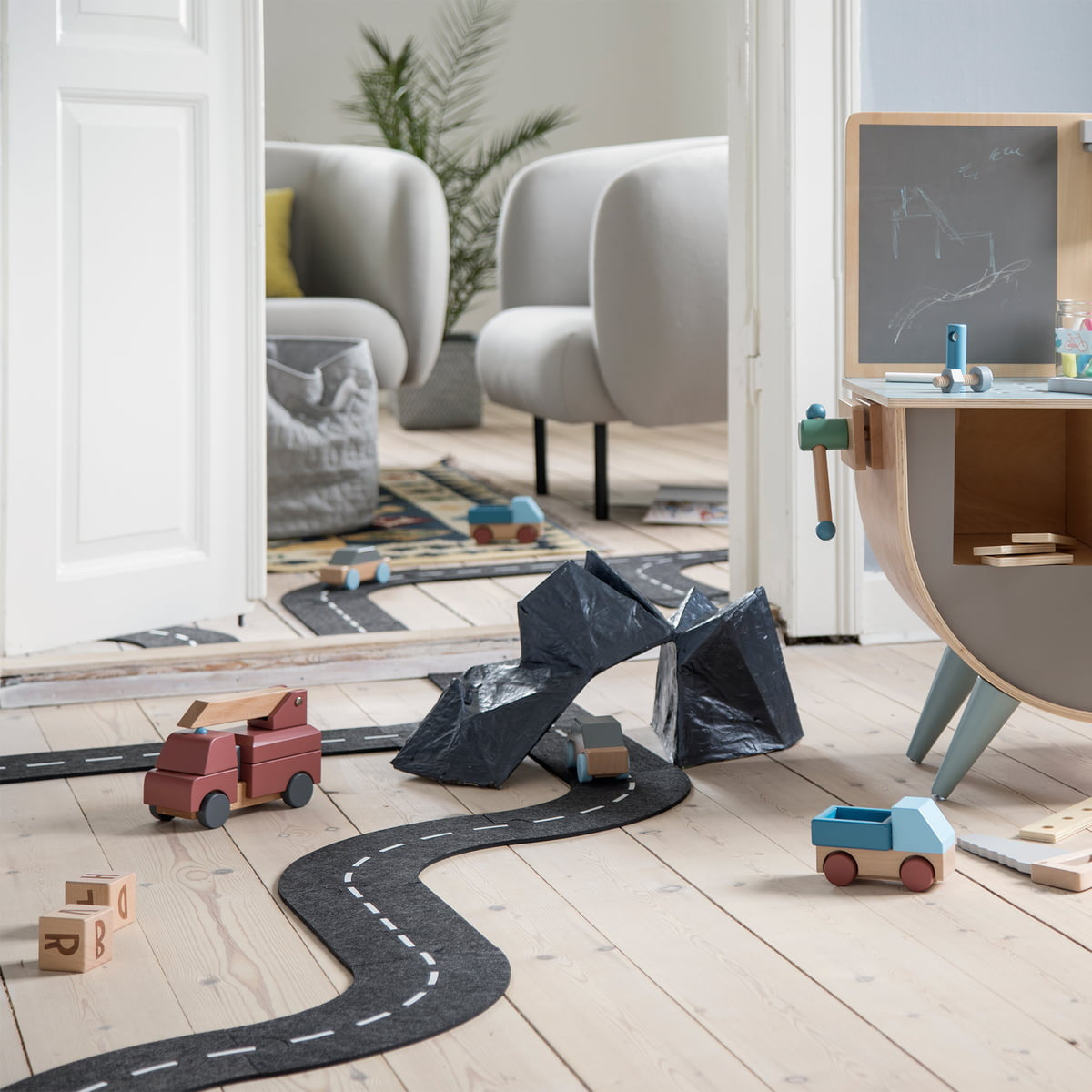 Fahrbahn aus Filzimitat