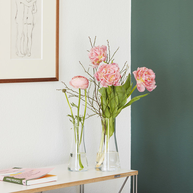 Durstlöscher I mittel Vasen mundgeblasen, Holzmassstab 1606