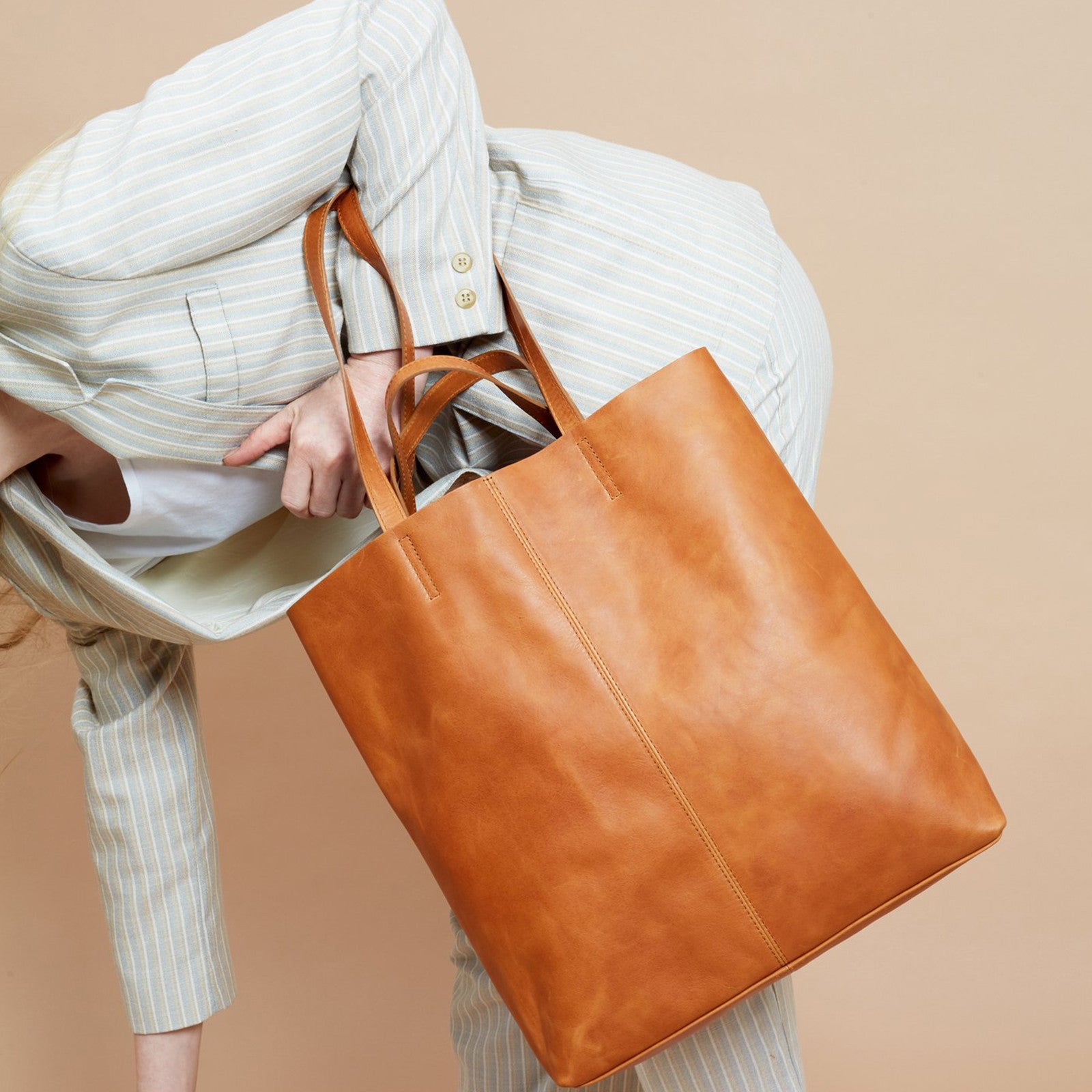 Straps Tote Bag Brown