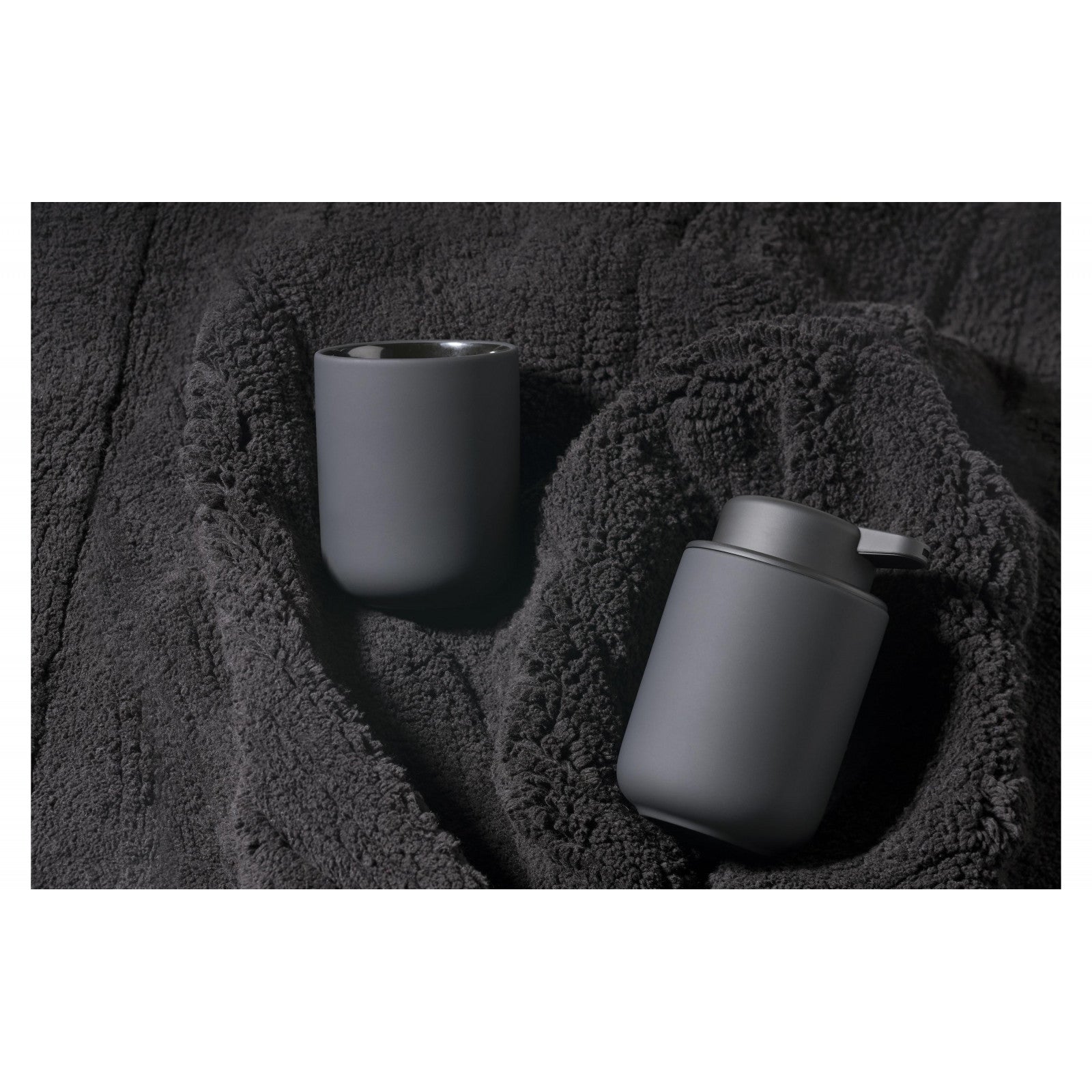 Distributeur de savon UME 0.45 l, noir