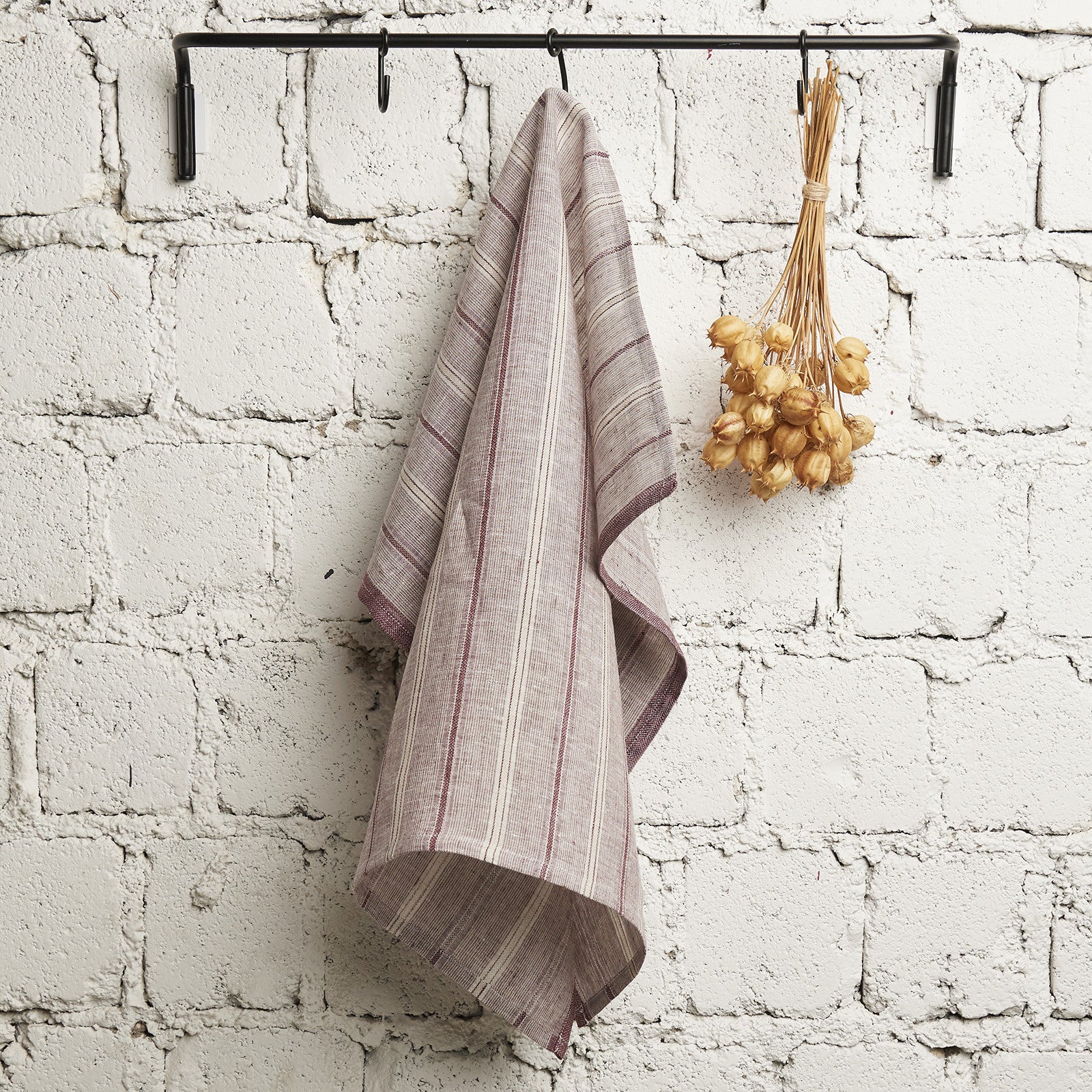JULIETTE "Stripe" kitchen towel cassis 50x70cm