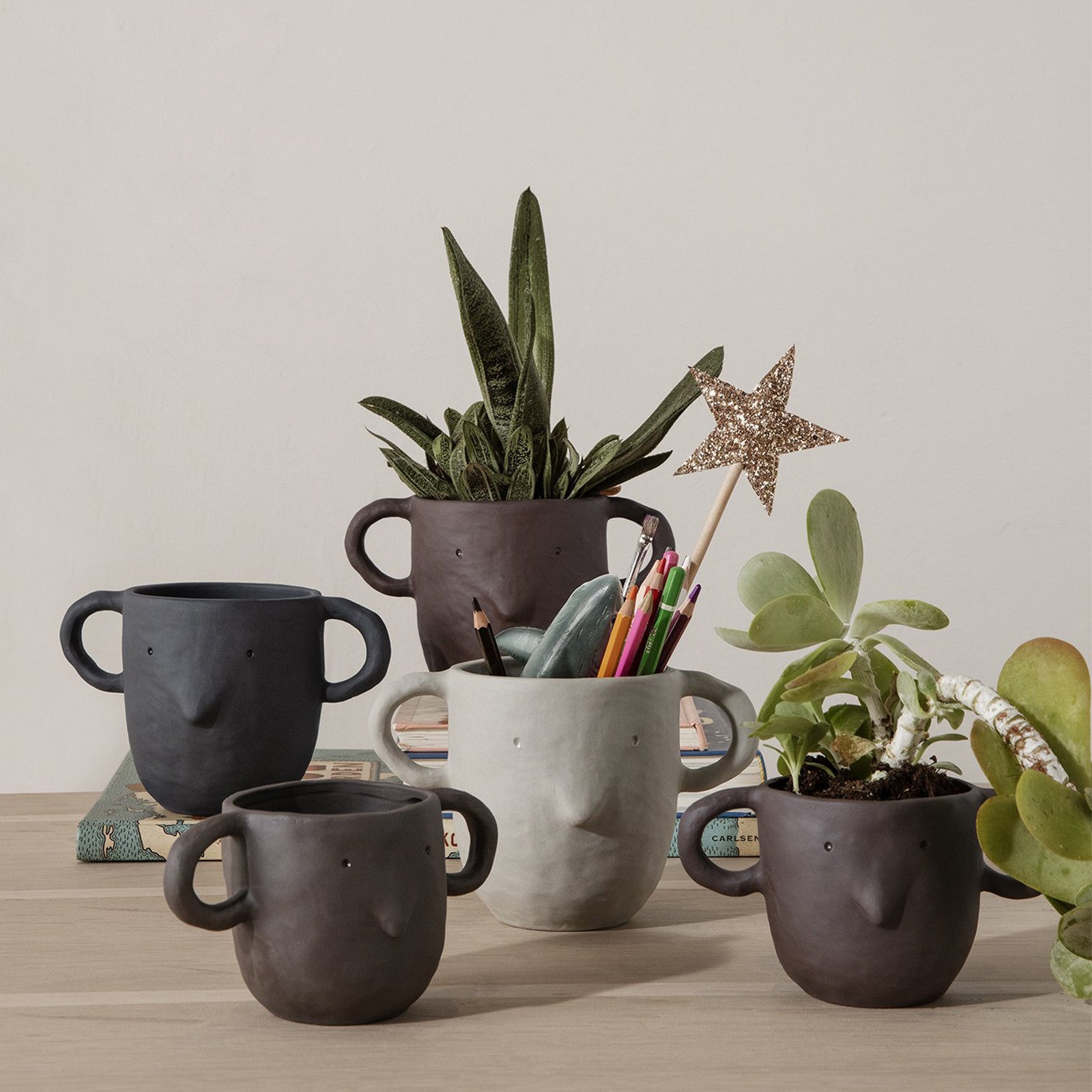 Pot of Mus Small Sand