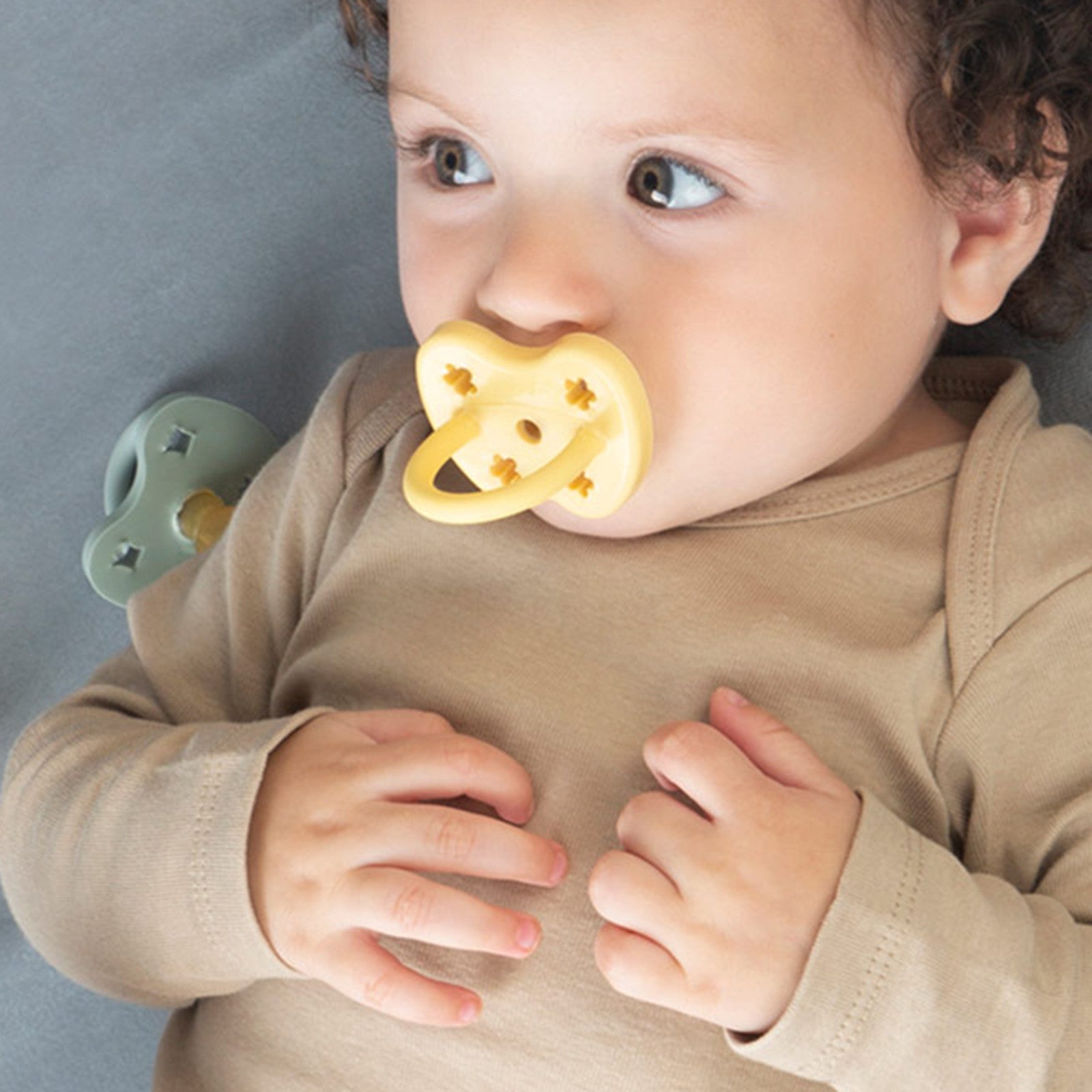 Sucettes bébé 2-Pack Ortho pale butter & milky white