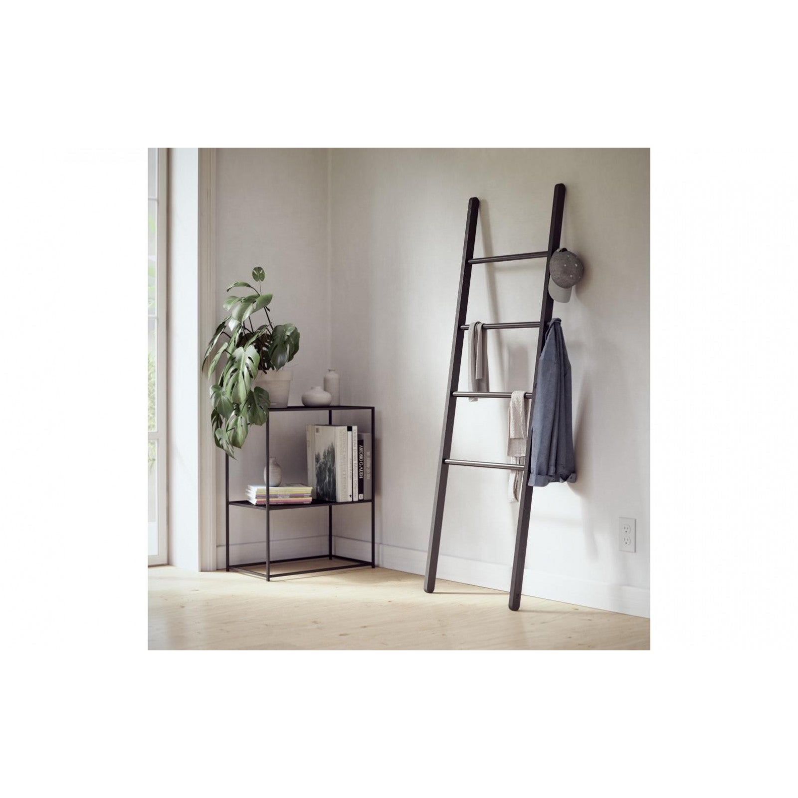 Garderobenständer Leana 152 cm, Schwarz