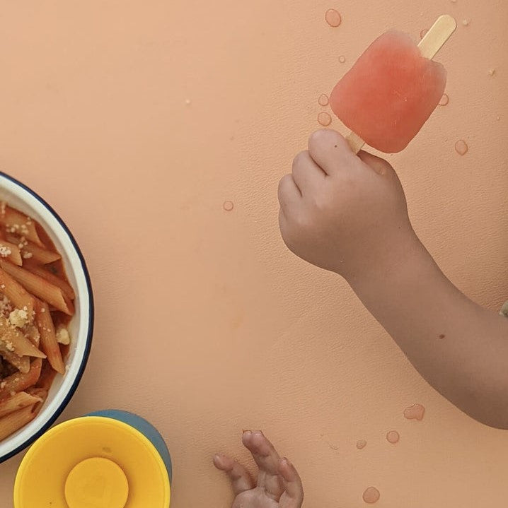 ROAM Tapis de jeu M rectangulaire, abricot, eucalyptus