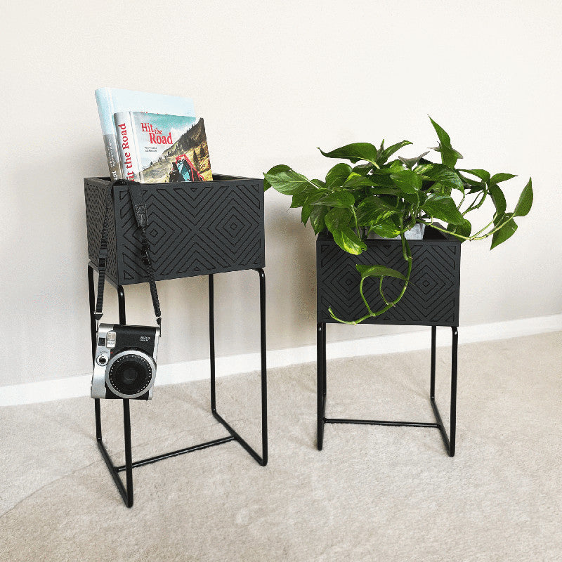 Nevi the plantbox Schwarz, Schwarz M