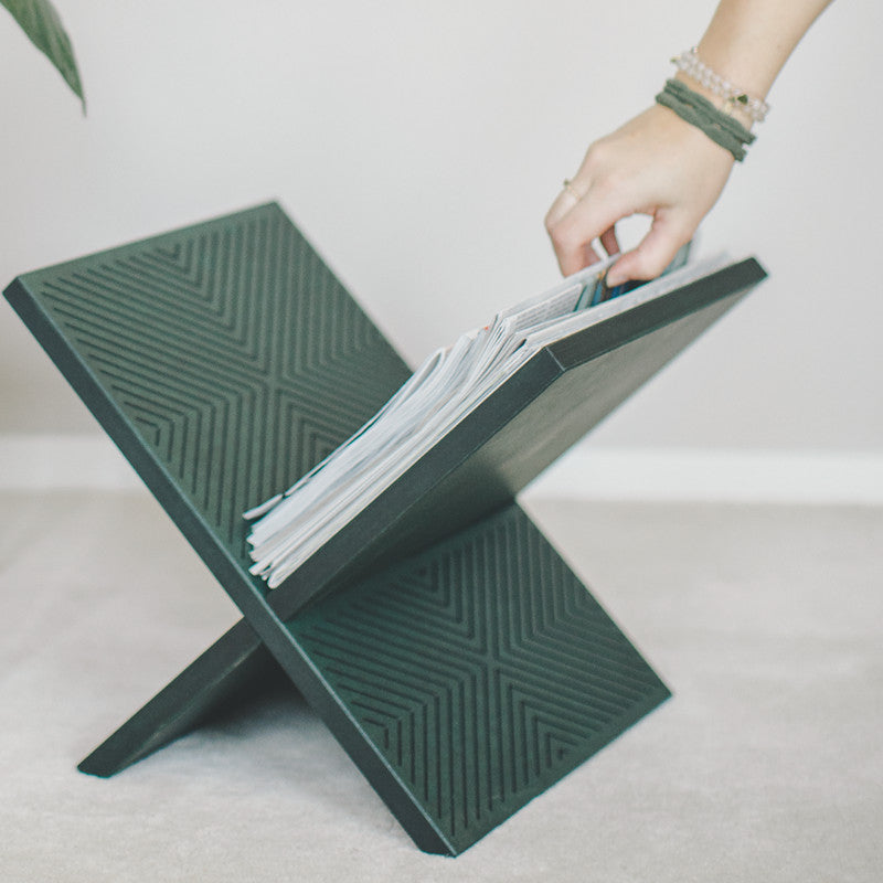 Vela the holder fir green