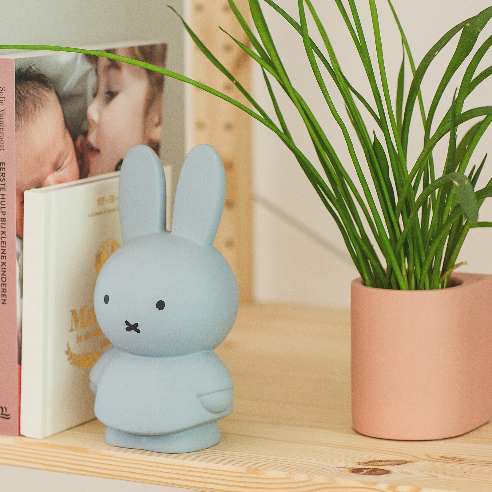 Miffy Spardose medium - Silver blue