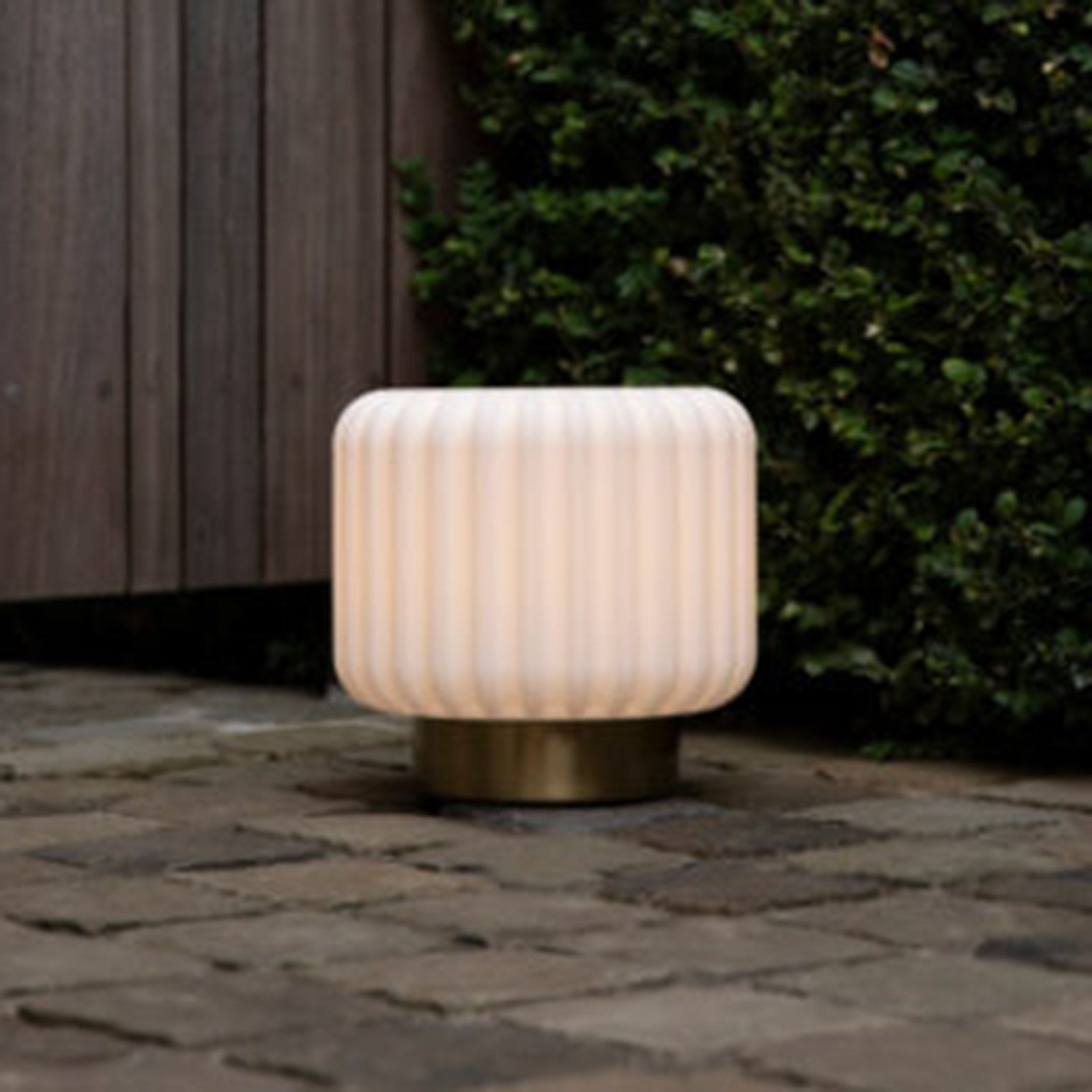 Dentelles Wide XL lumière pied doré