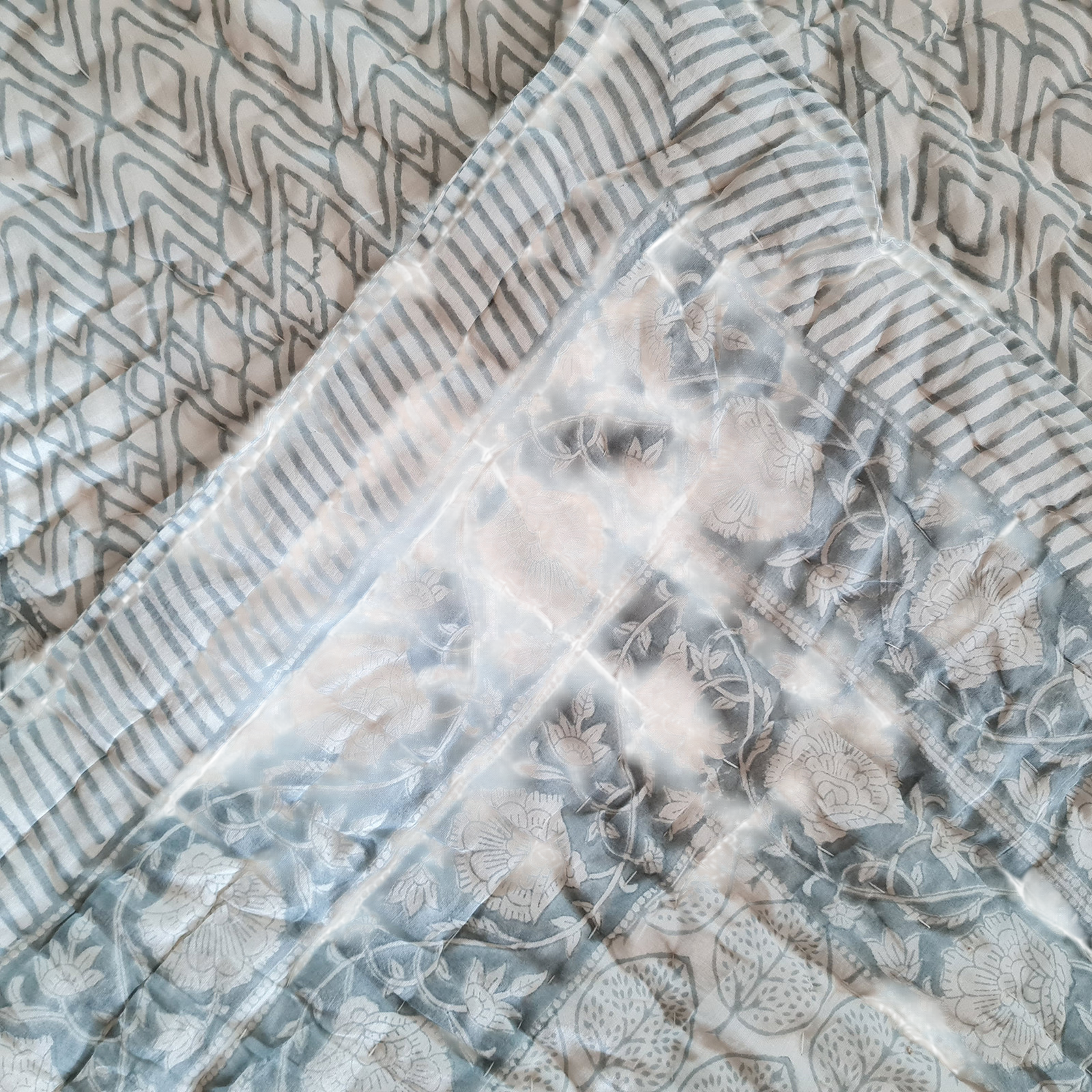 Quilt Kids Block Print Grey