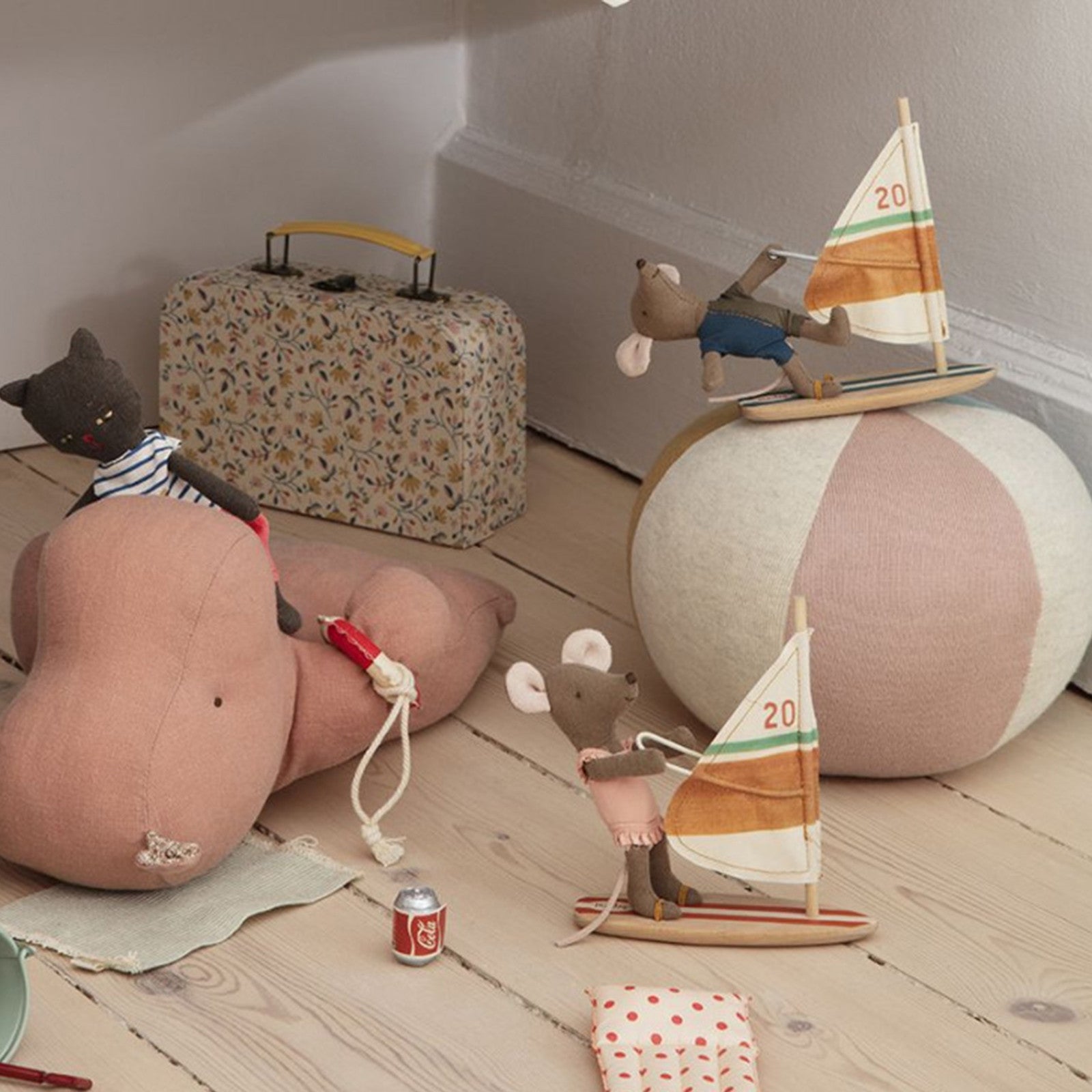 Maileg souris surfeuse petite sœur