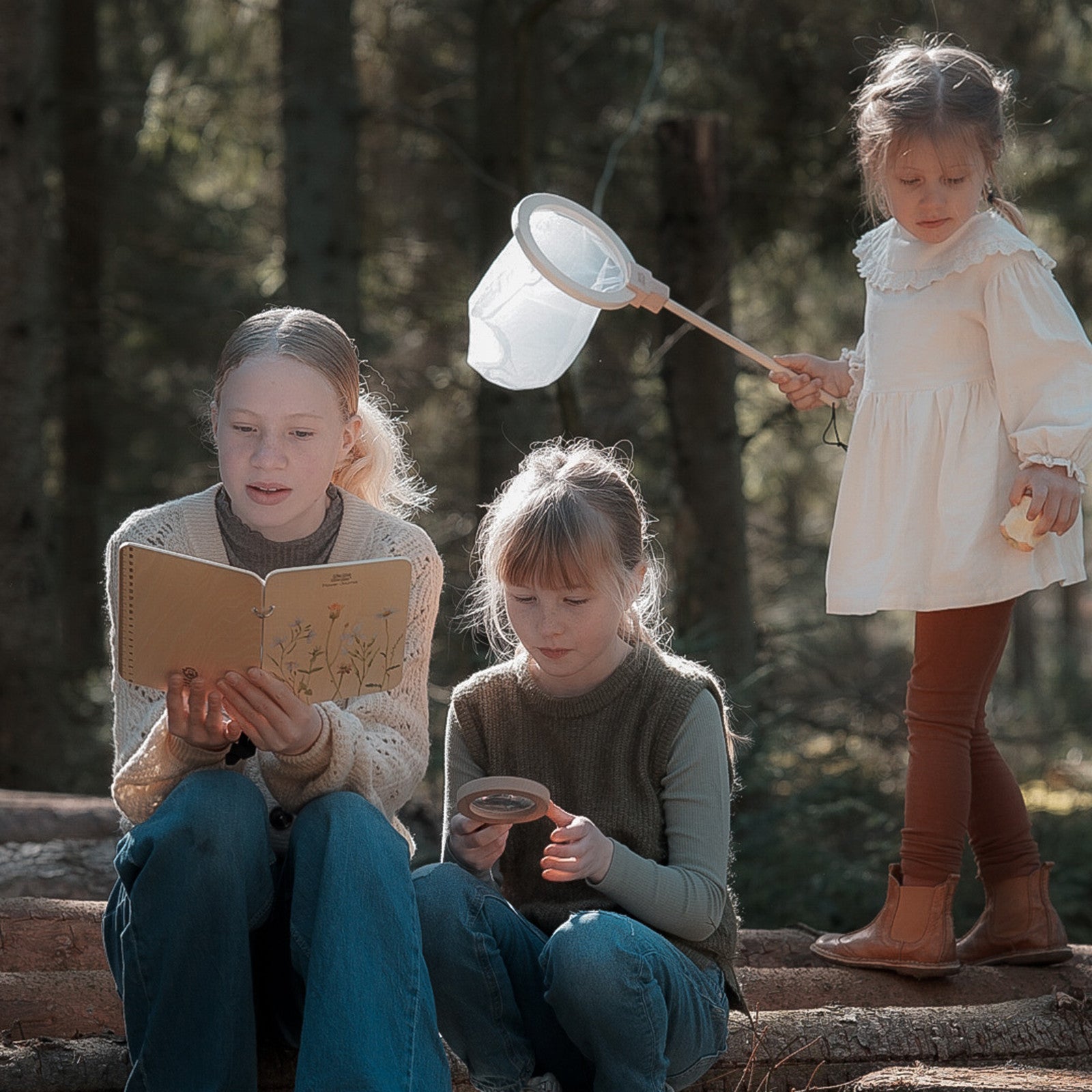 Blumenjournal mit Bleistift aus Holz