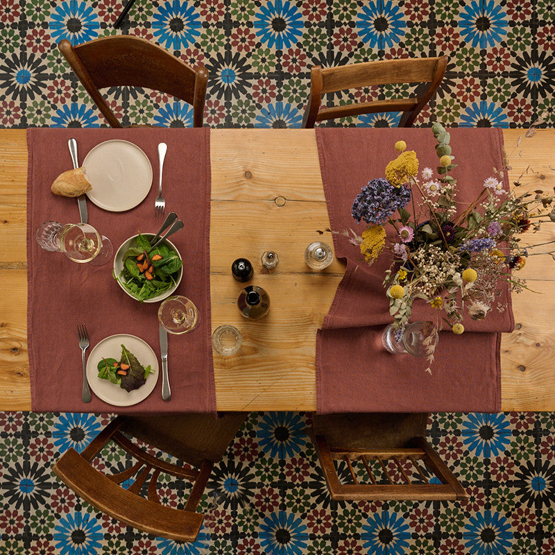 Erik table runner 50x150 cm Dried Tomato