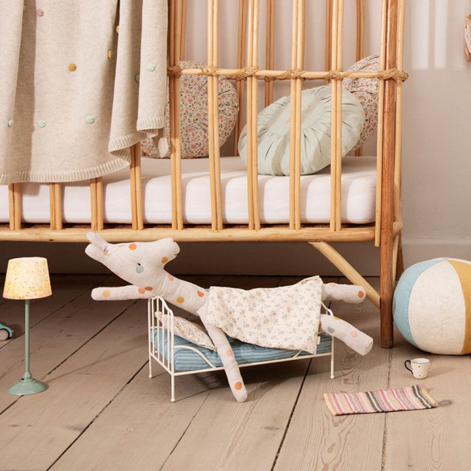 Bed for doll's house blue