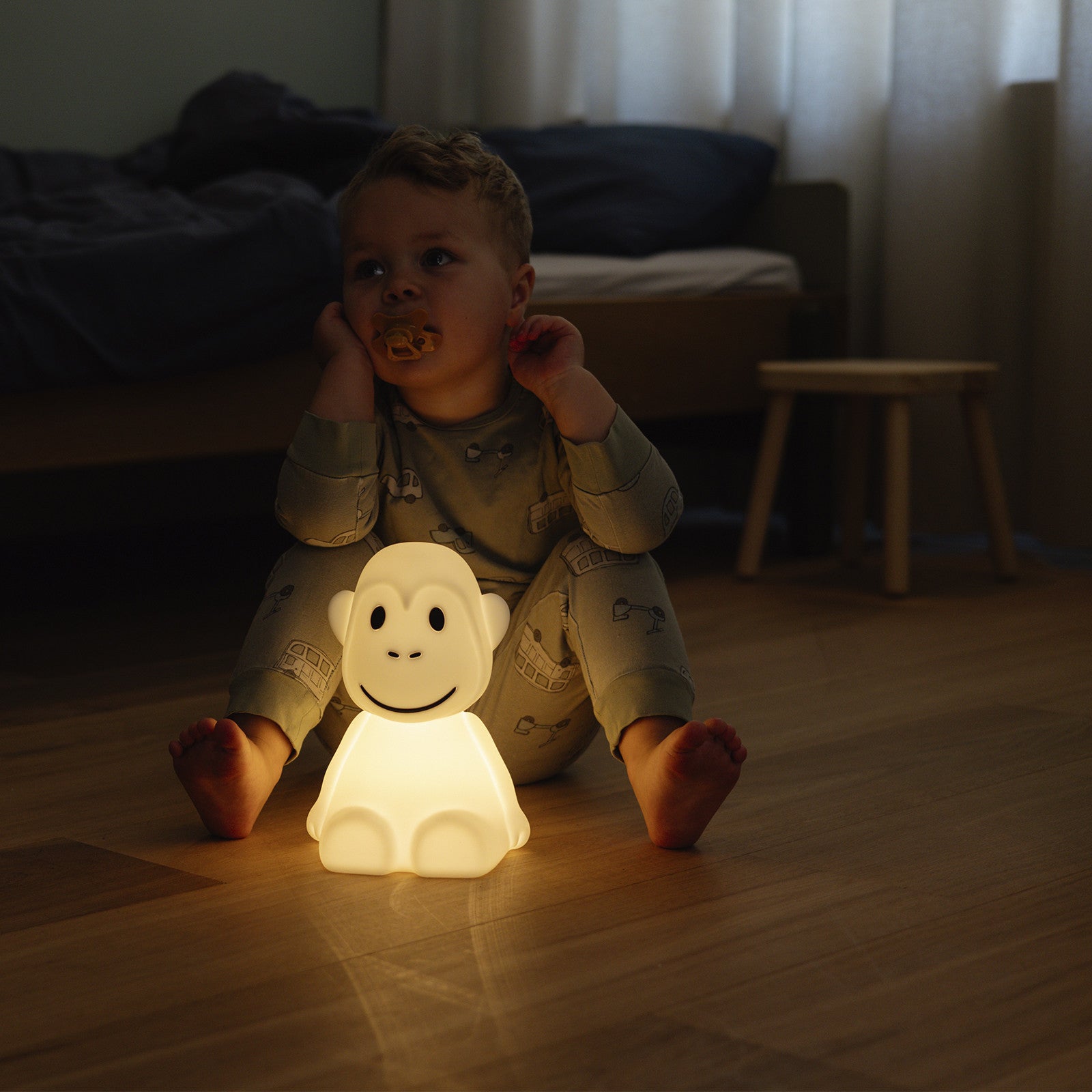 Lamp Monkey First Light