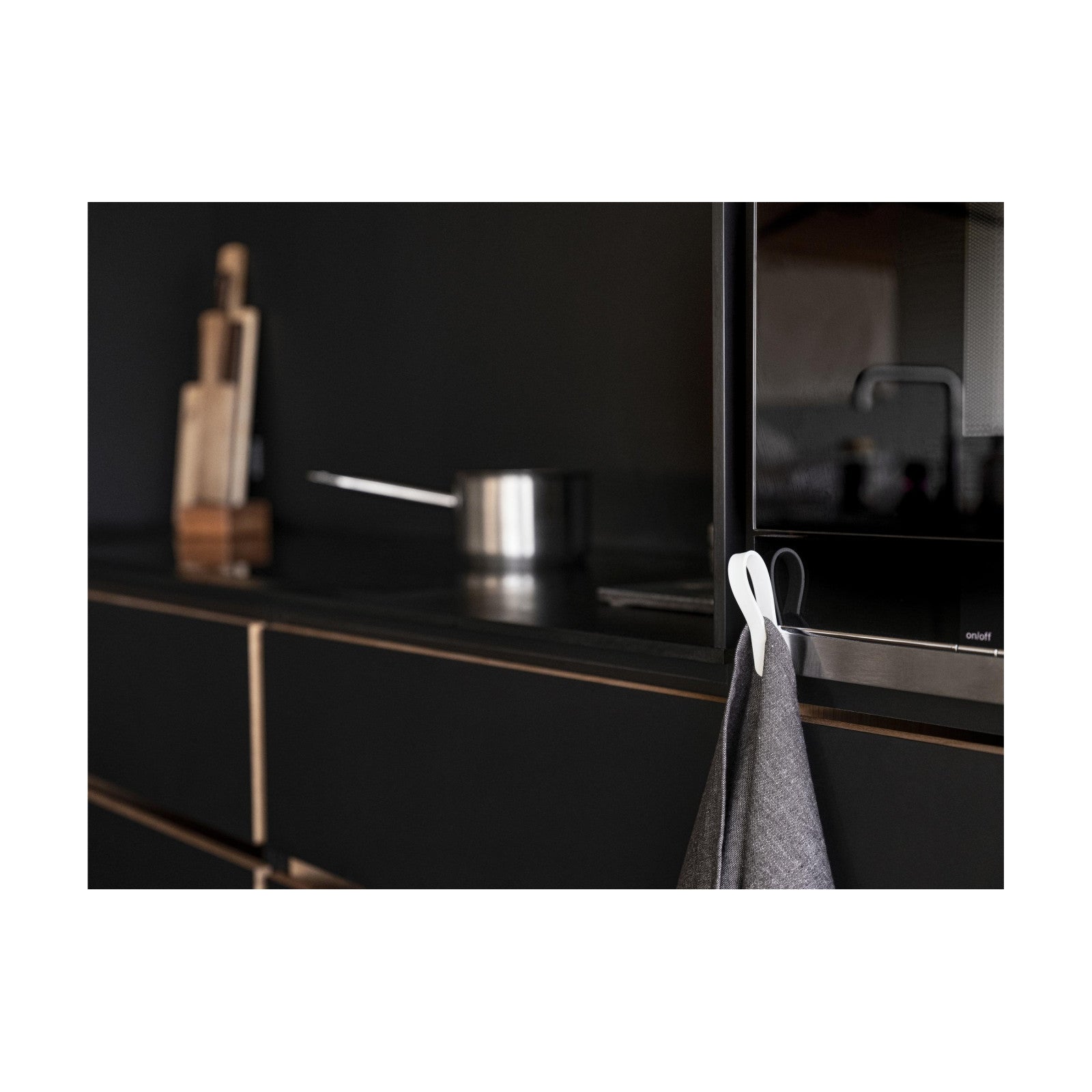 Loop towel rail 2 pieces, white