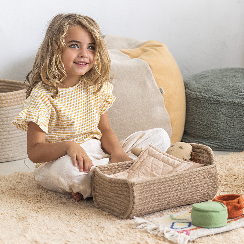 Puppe Mini Lorena, Nari