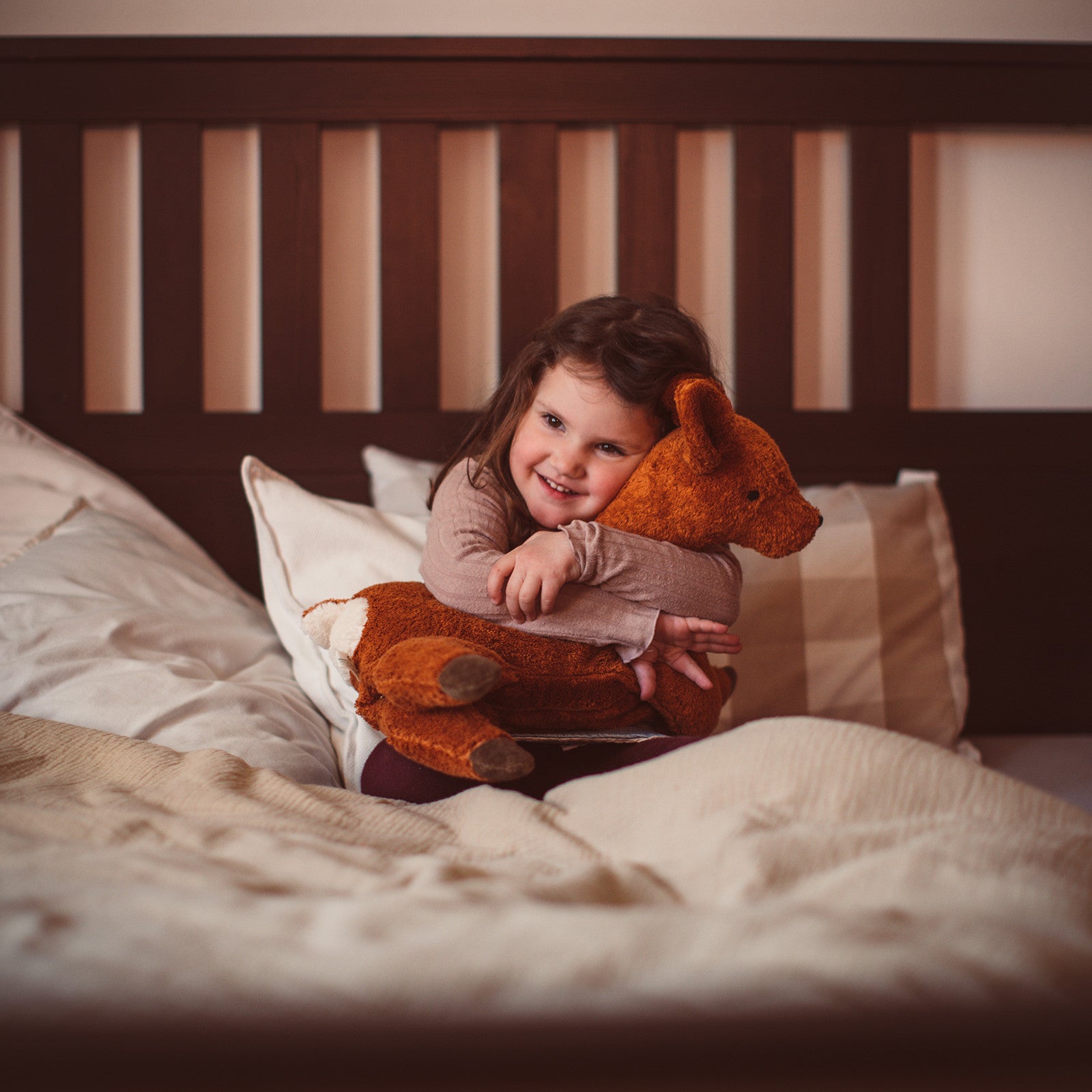 Senger organic cuddly and warm animal deer large