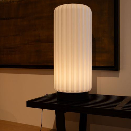 Dentelles Tall XL Lampe mit Kabel und Dimmer - schwarzer Fuss