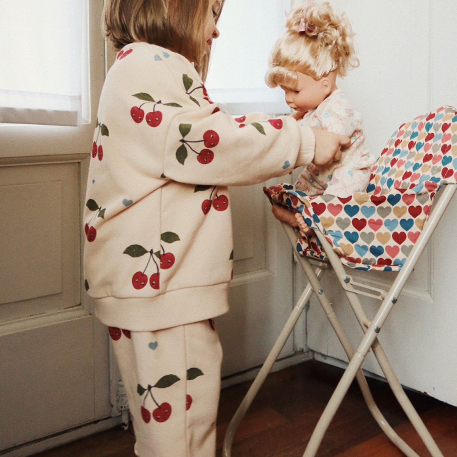 Hose Lou Sweat Cherry Bestie