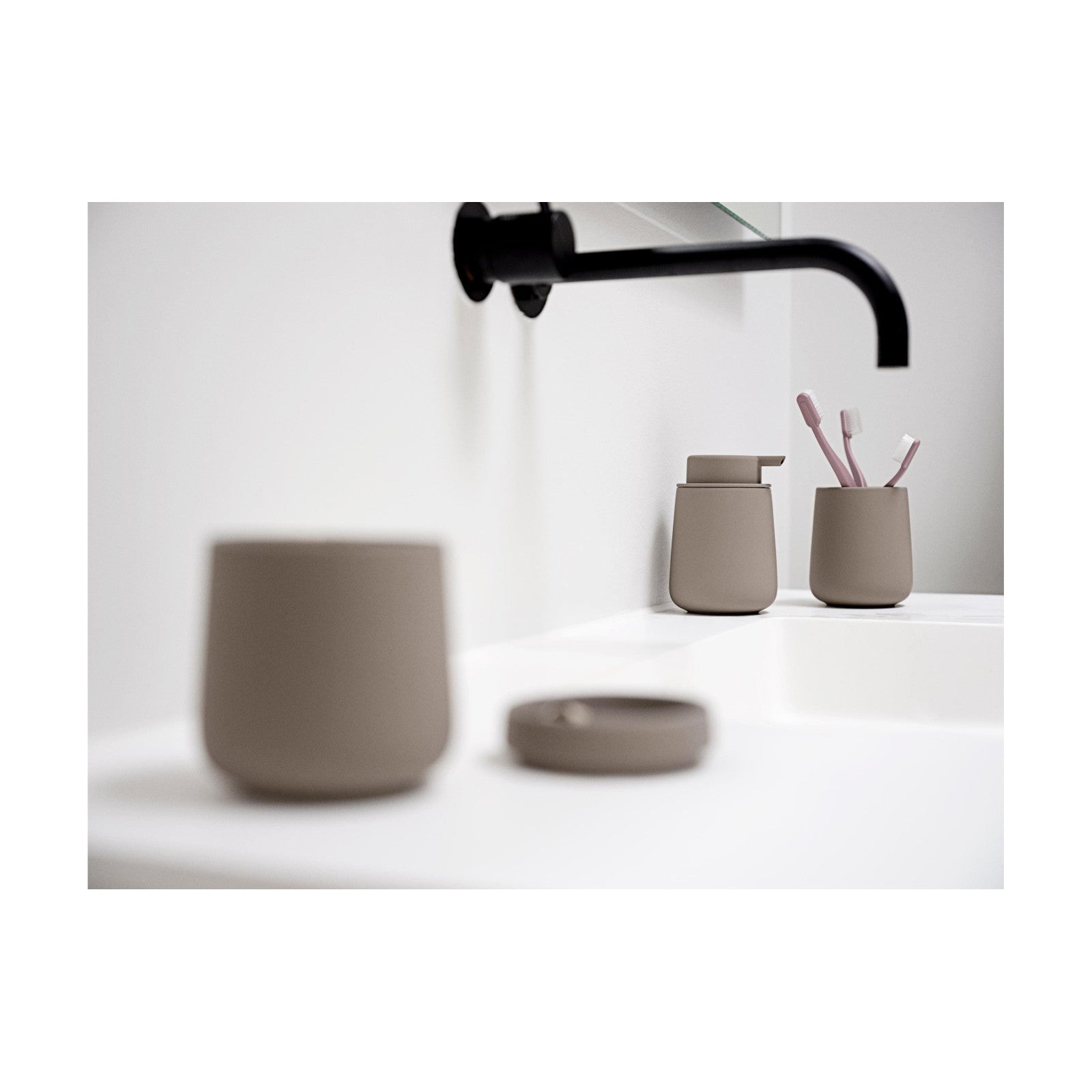 Zone Denmark Seifenspender Nova One 250 ml, Taupe