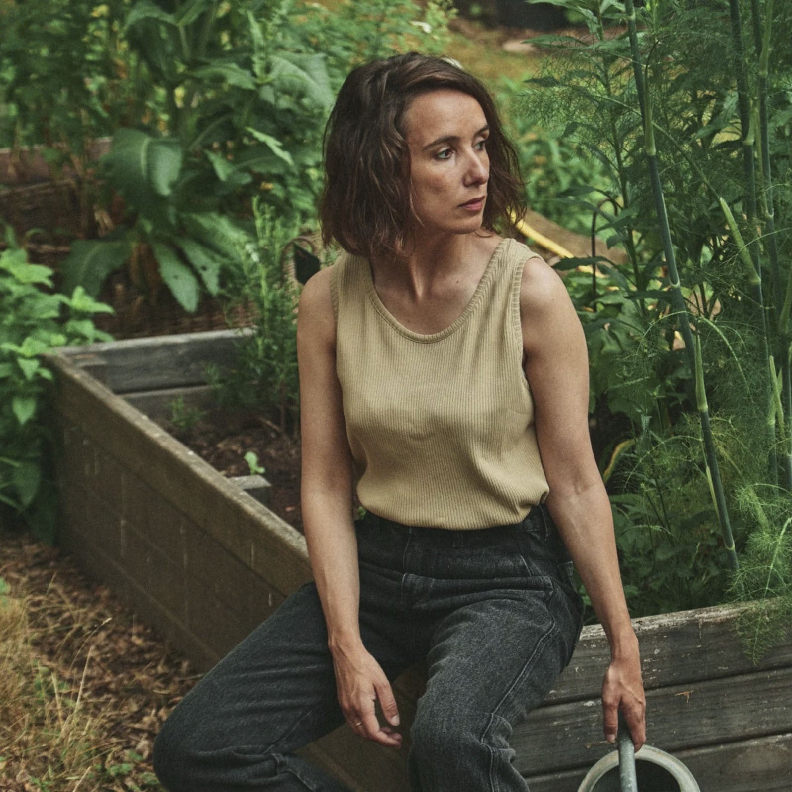 Top Pimento Olive Gray