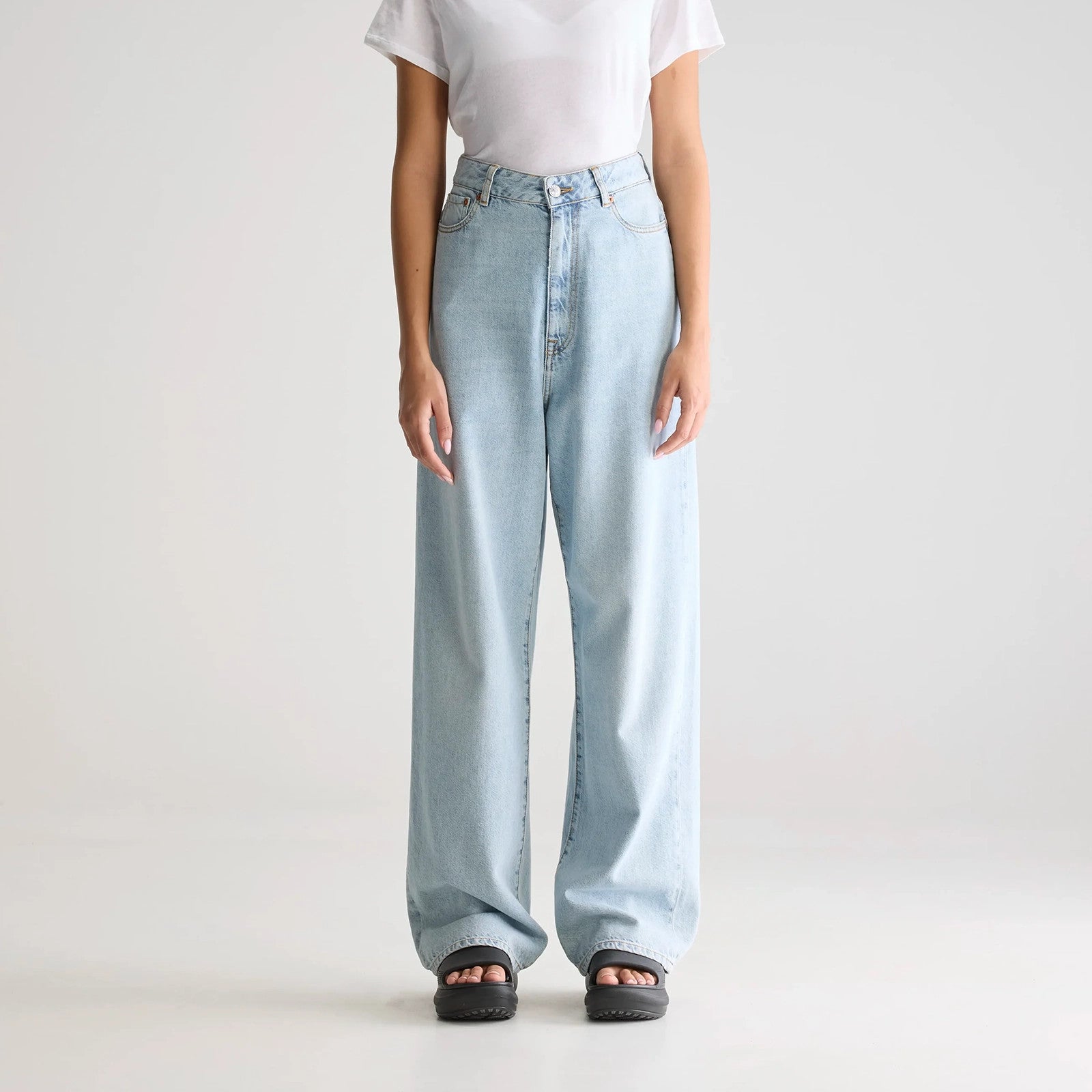 Jeans 68/Perla Used Lt Blue