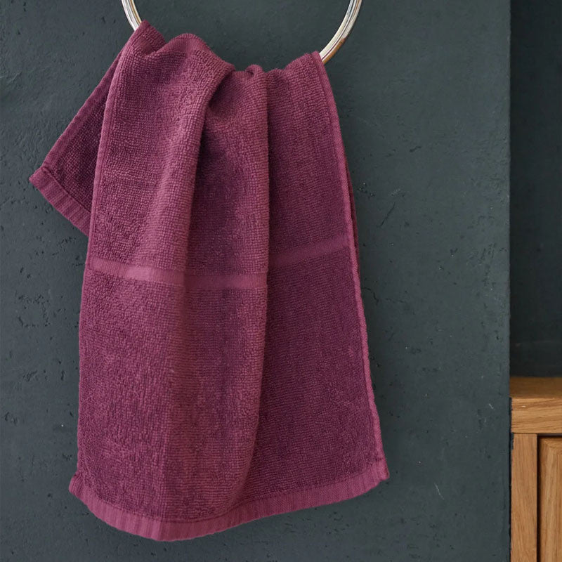 Tilda bath towel plum 100x150 cm