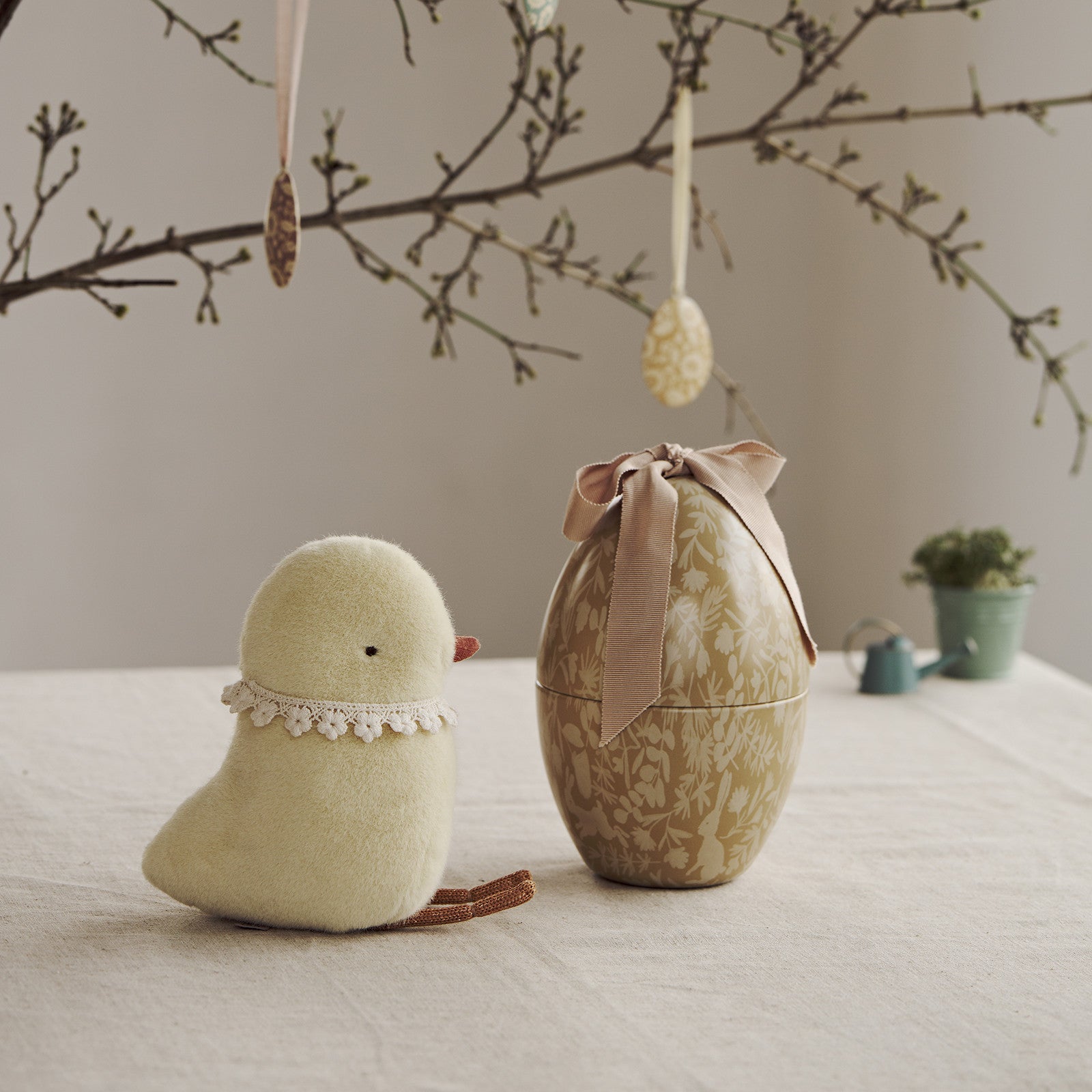 Easter egg with chick