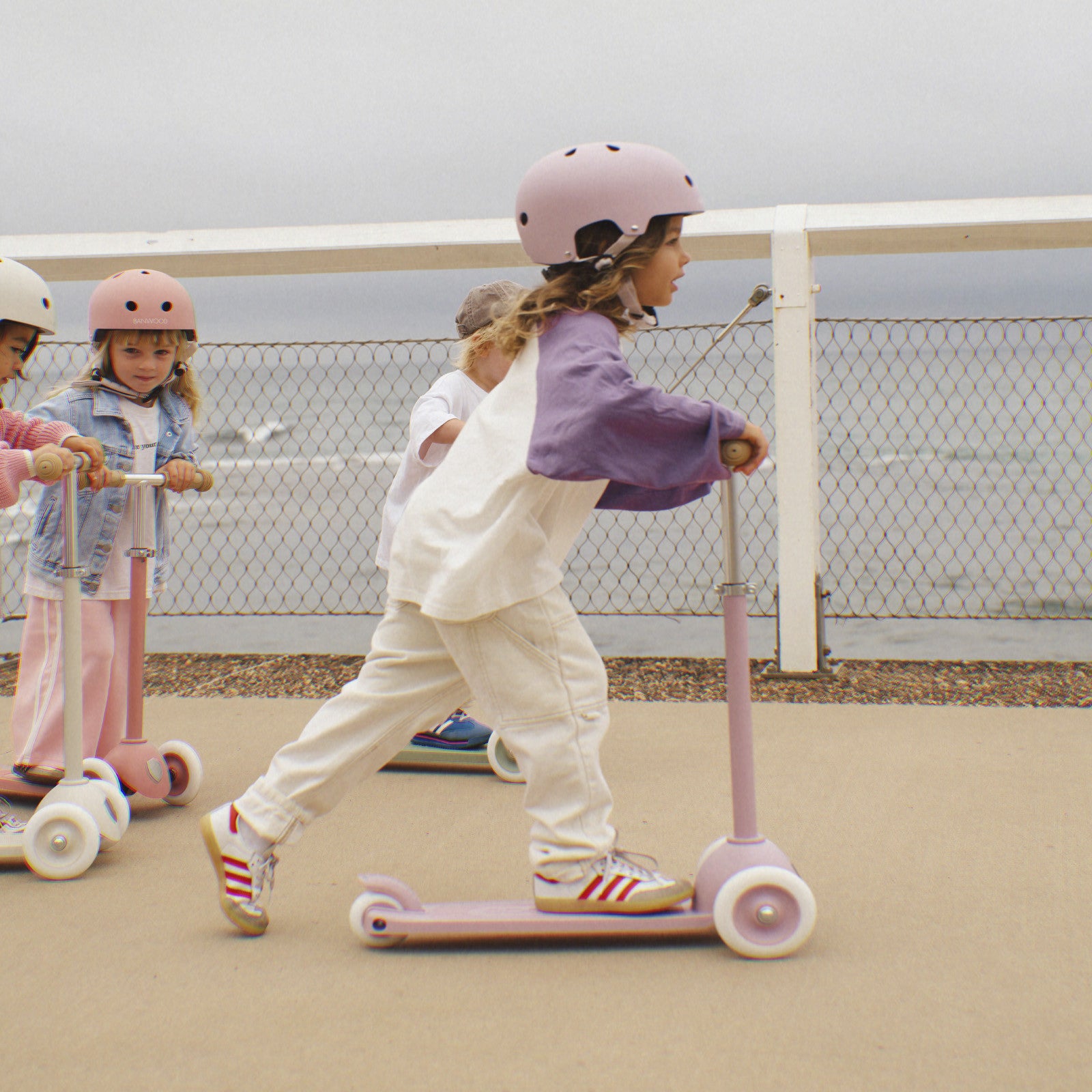 Banwood Casque enfant Eco, couleur lavande