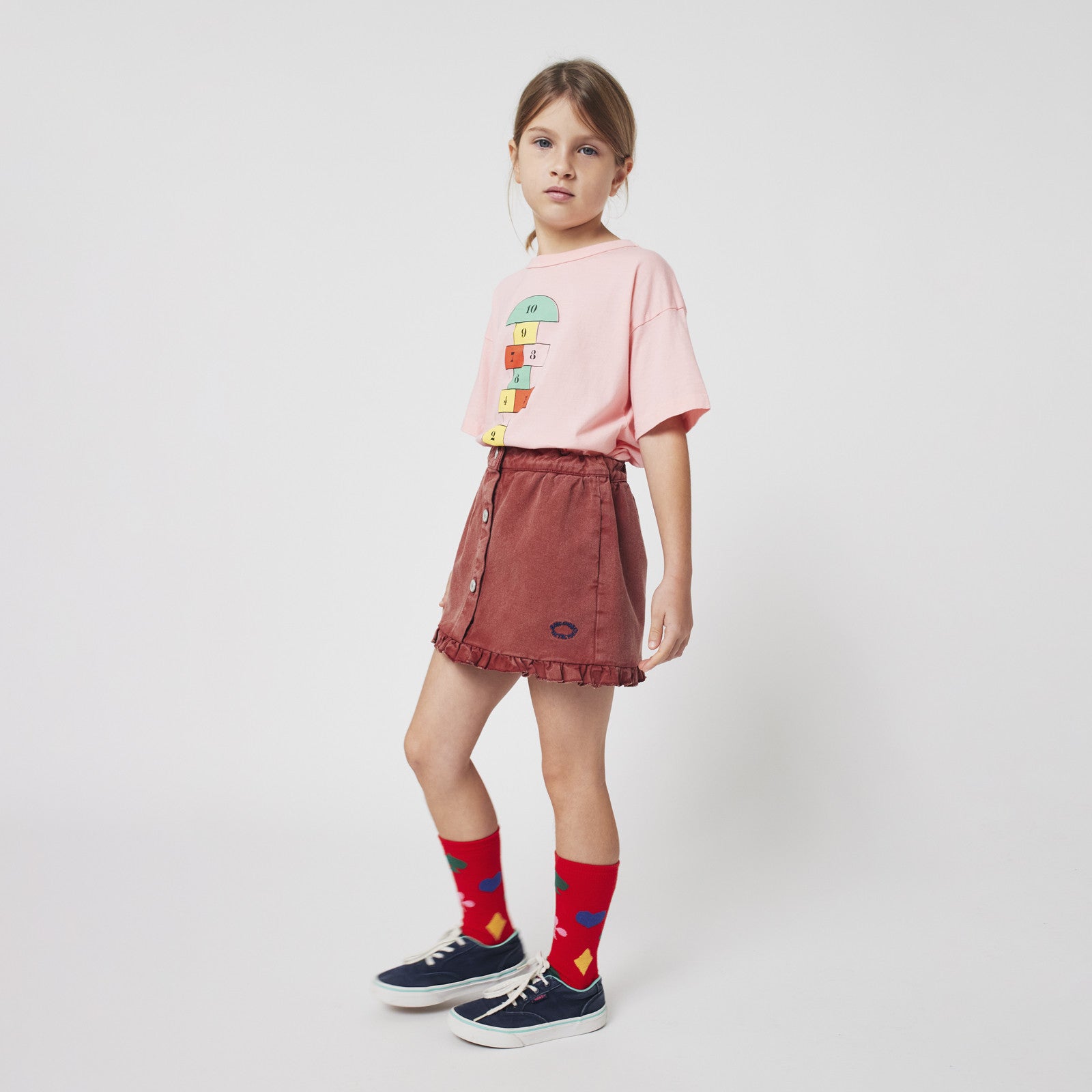 Rock Ruffled Tic Tac Toe Brown