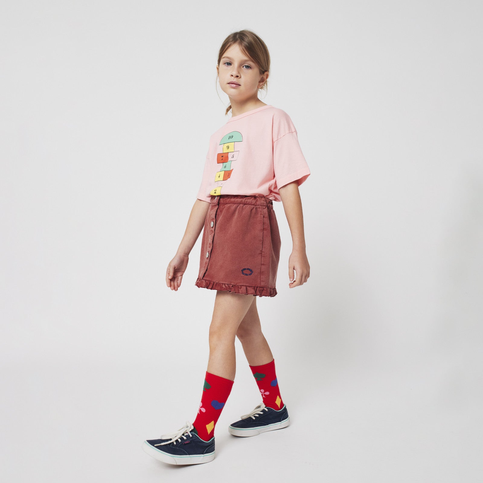 Rock Ruffled Tic Tac Toe Brown