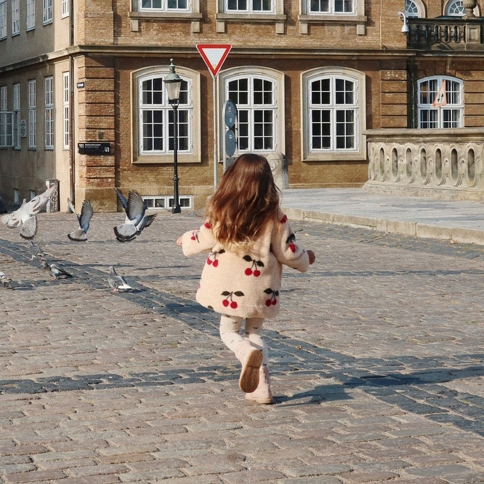 Manteau Fuzzie Ma Grande Cerise