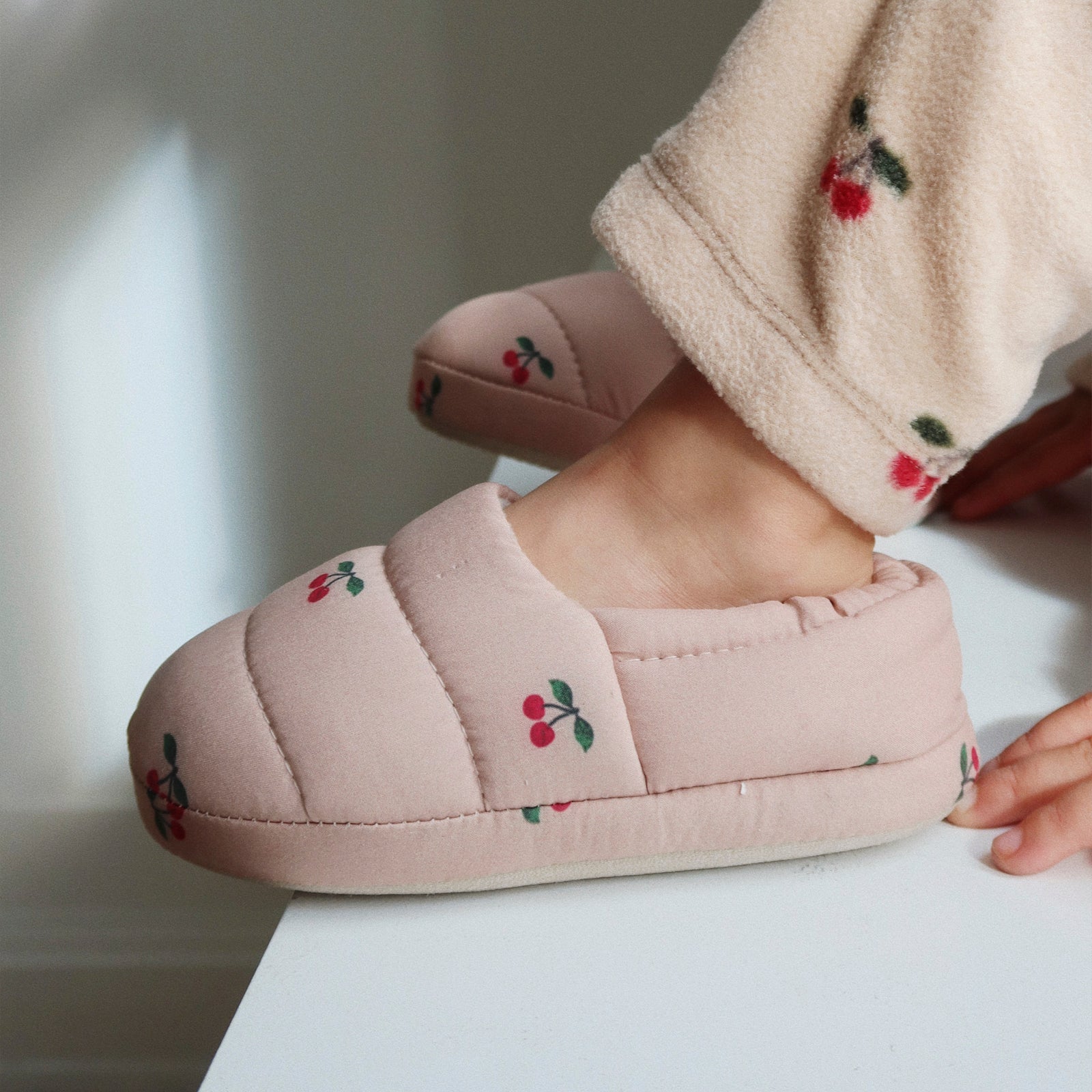 Chaussons Globe Cherry Blush