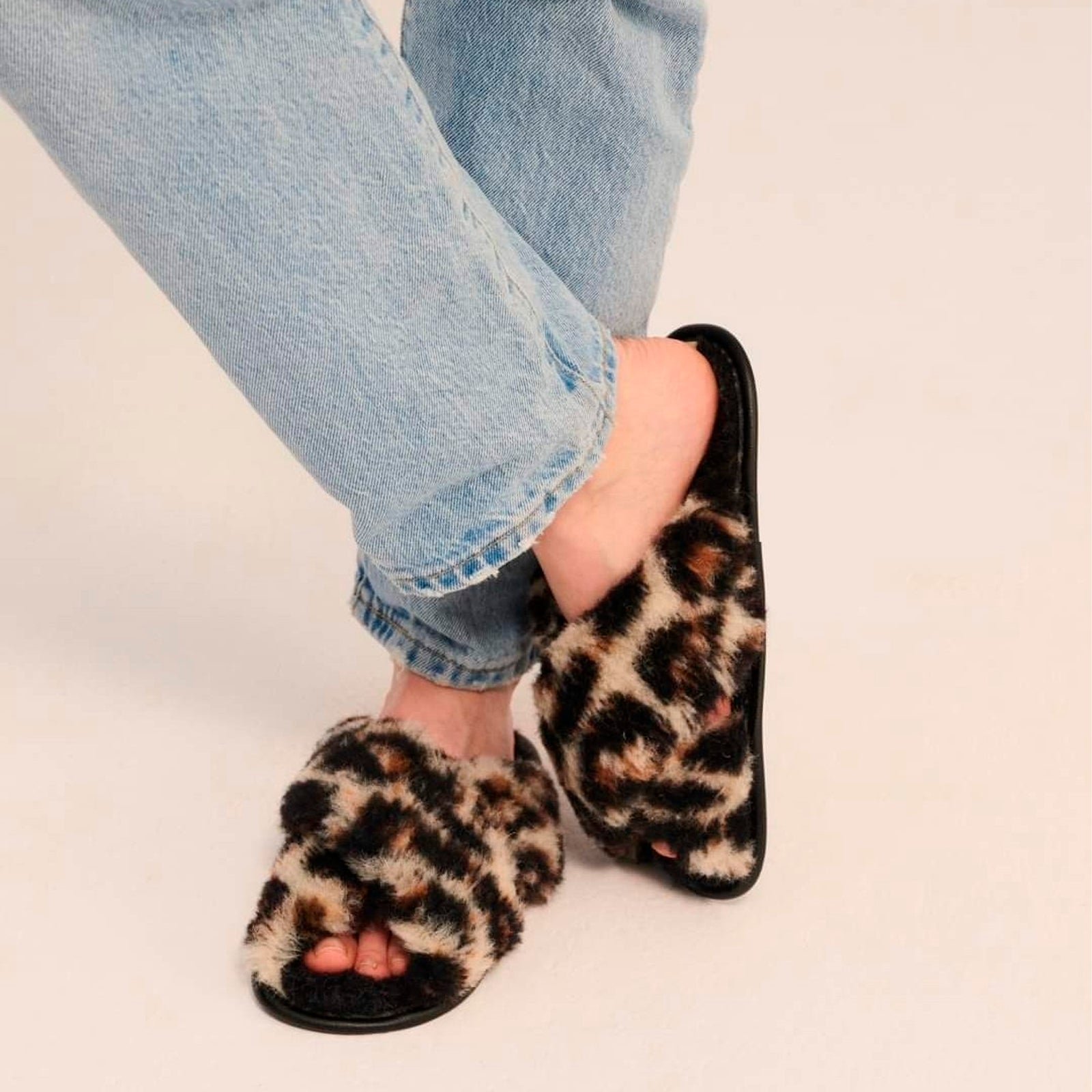 Hausschuhe Twenn X Leopard Black