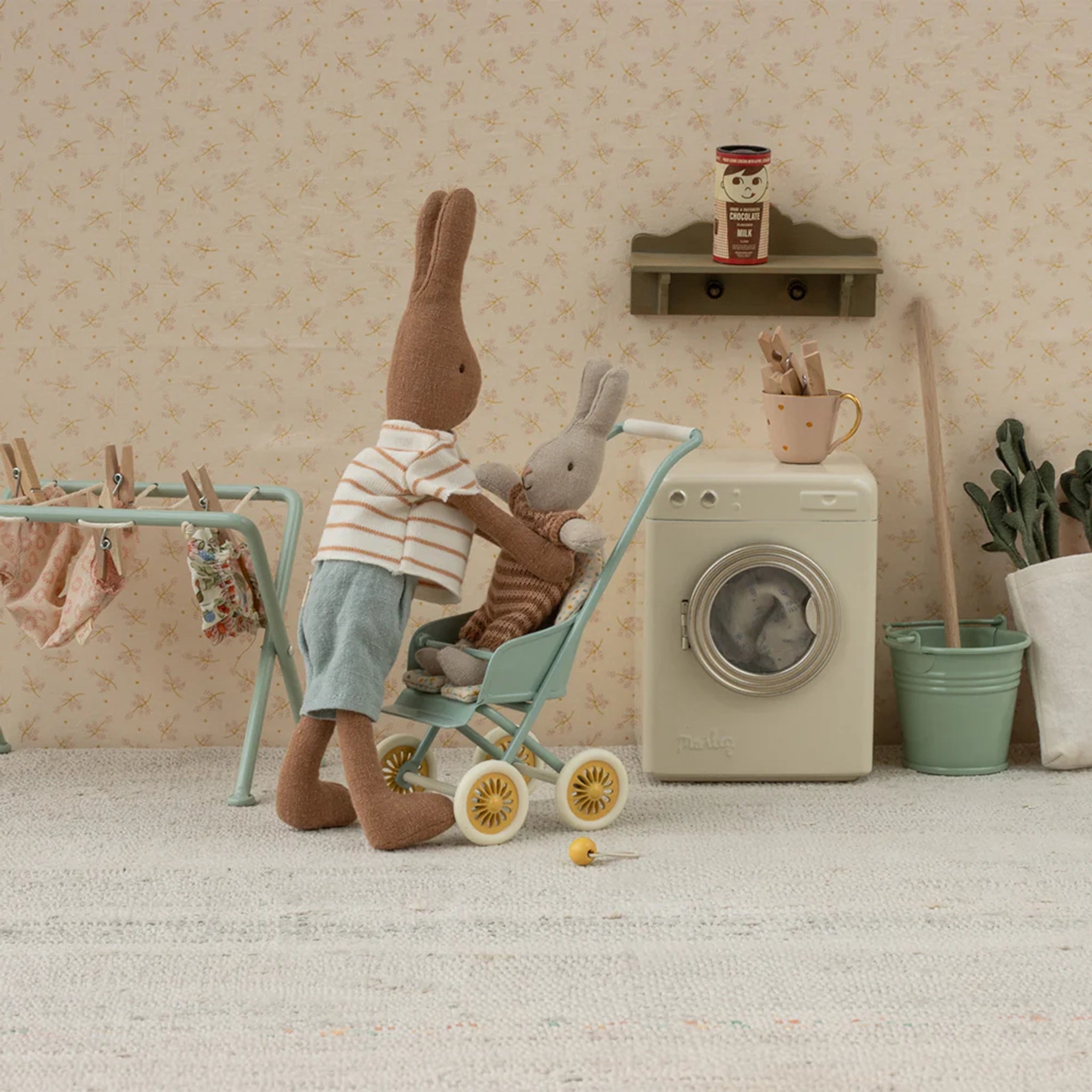 Maileg washing machine miniature