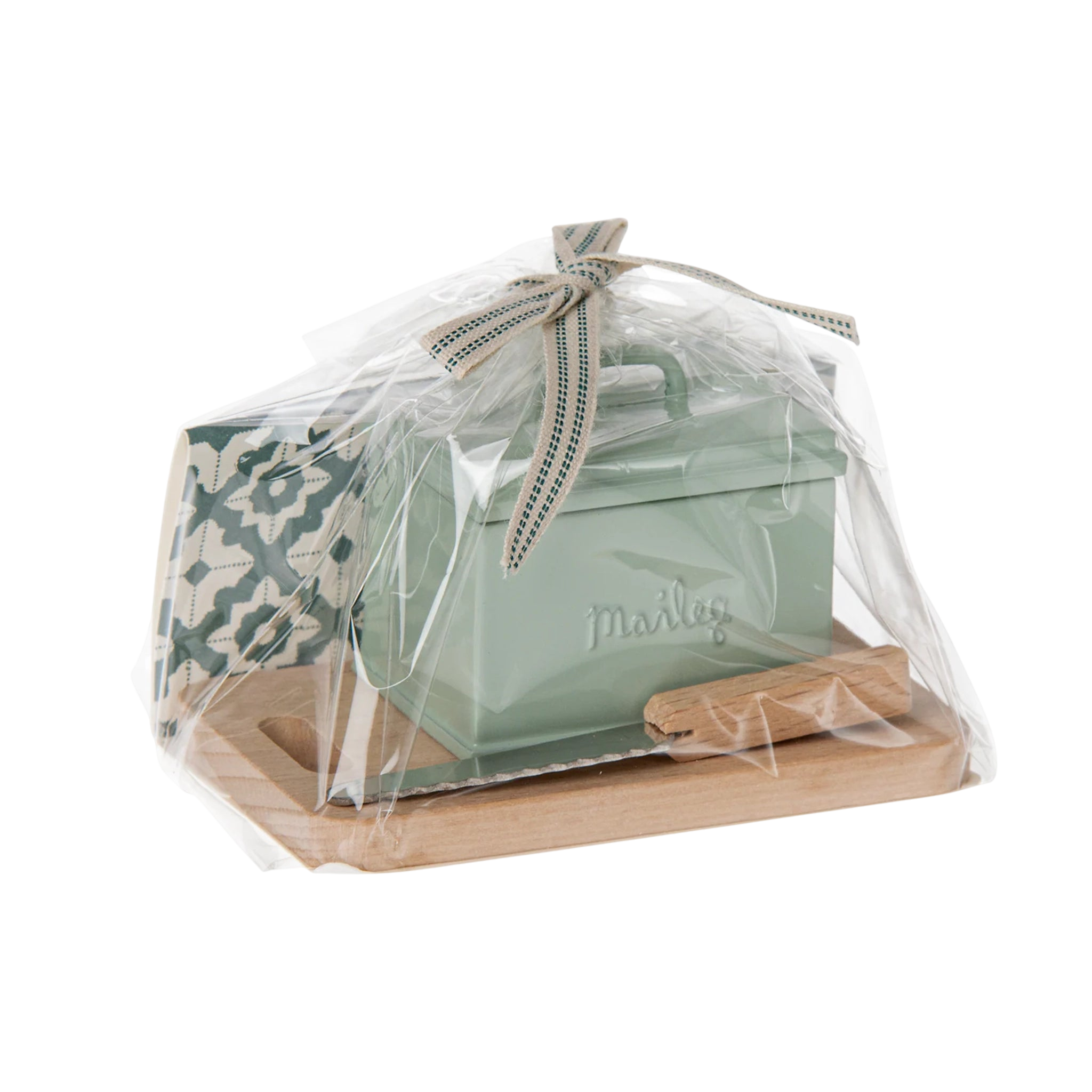 Maileg miniature bread box with cutting board and knife