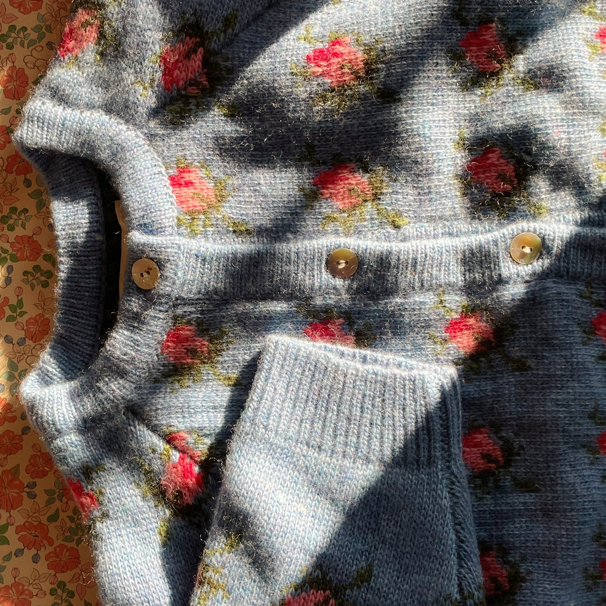 Strickjacke Belou Rosie Shade