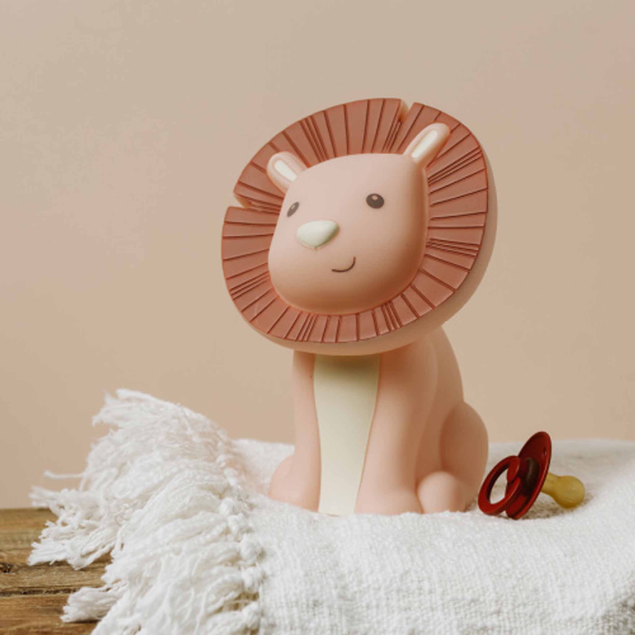 Night lamp Hakuna Lion LED Magnolia