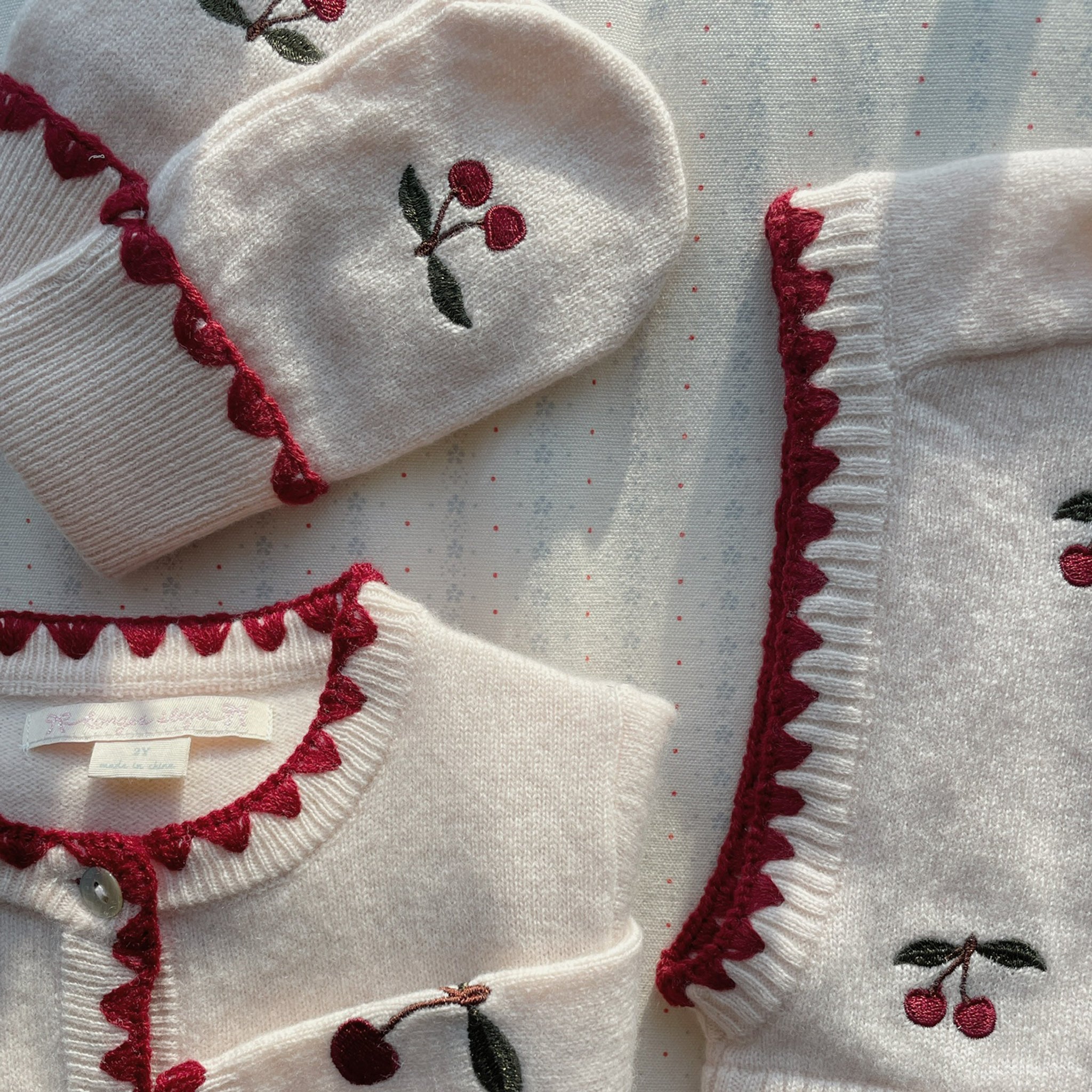 Mittens Collette Off White