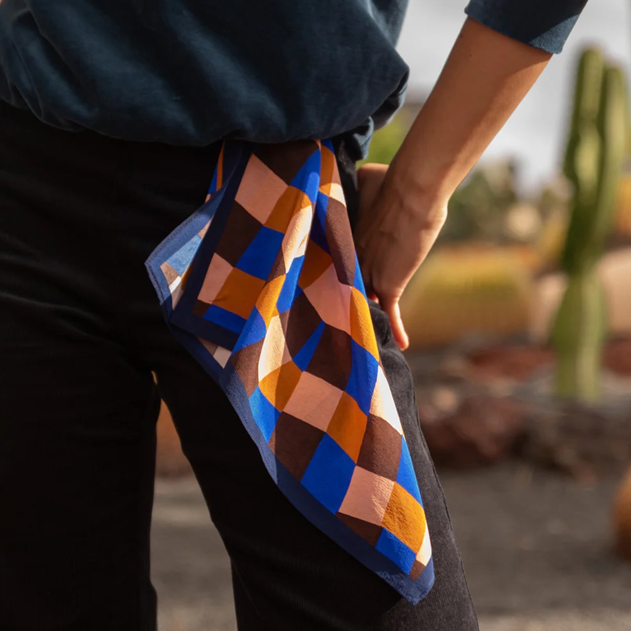 Adult Foulard Victorama Mini Tiefblau, Ocker, Rosé und Dunkelbraun