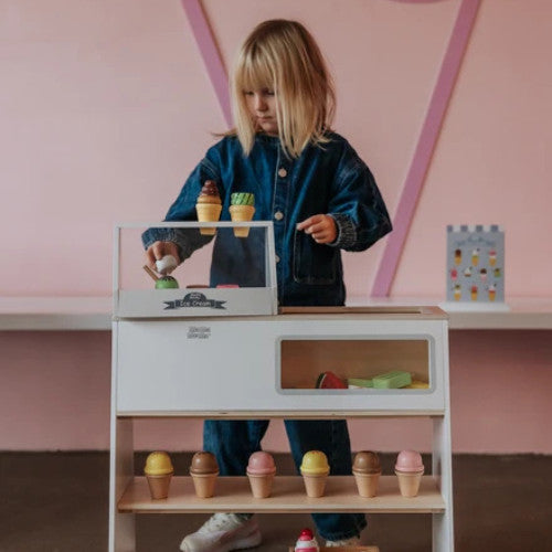 Tiroir en bois avec congélateur