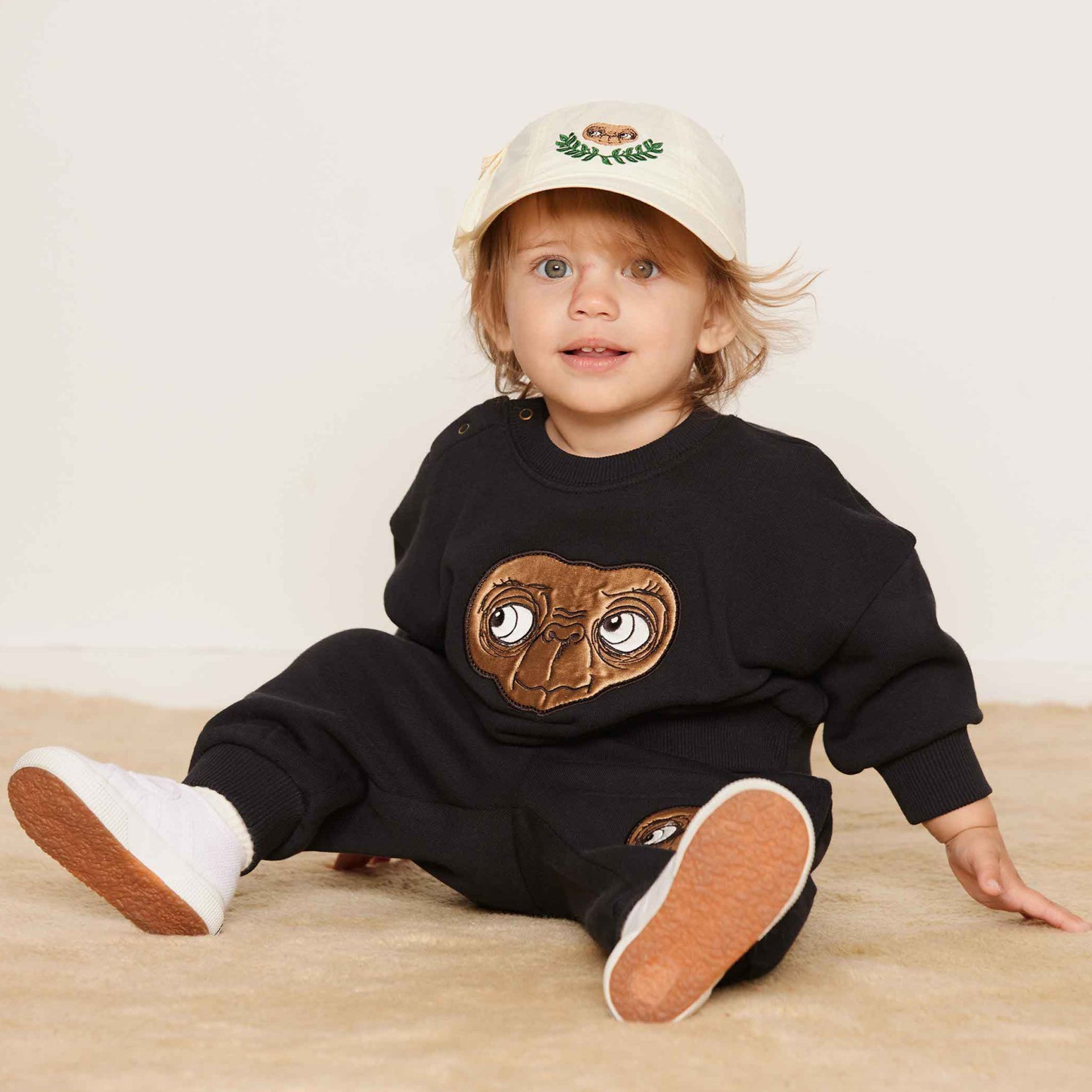 ET Black tracksuit pants