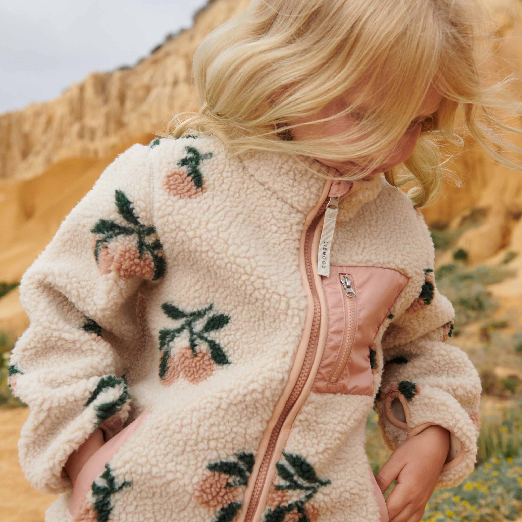 Nolan Pile Jacket peach/sea shell