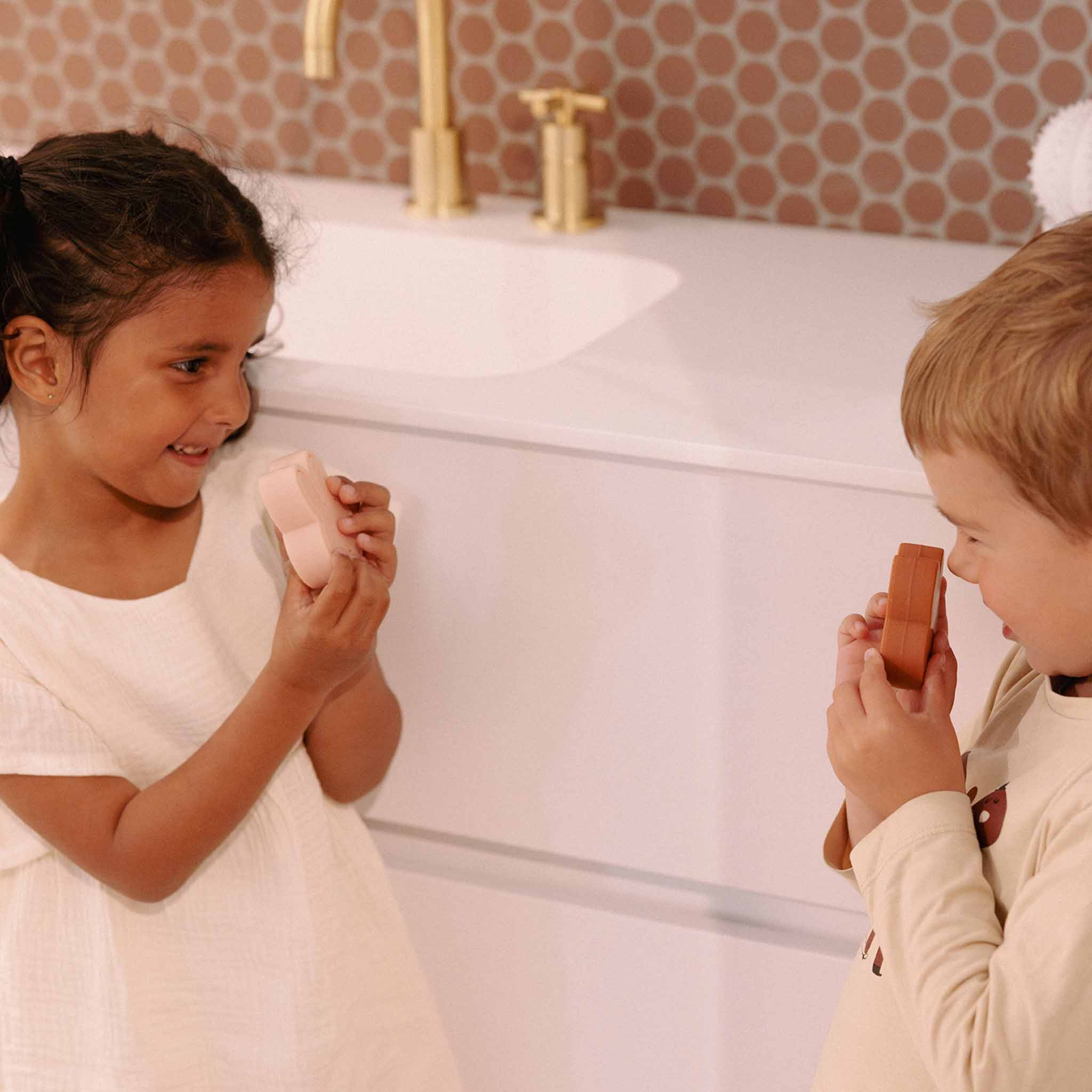 Miffy Care Gift Box Silicone Soap Box + Soap Powder